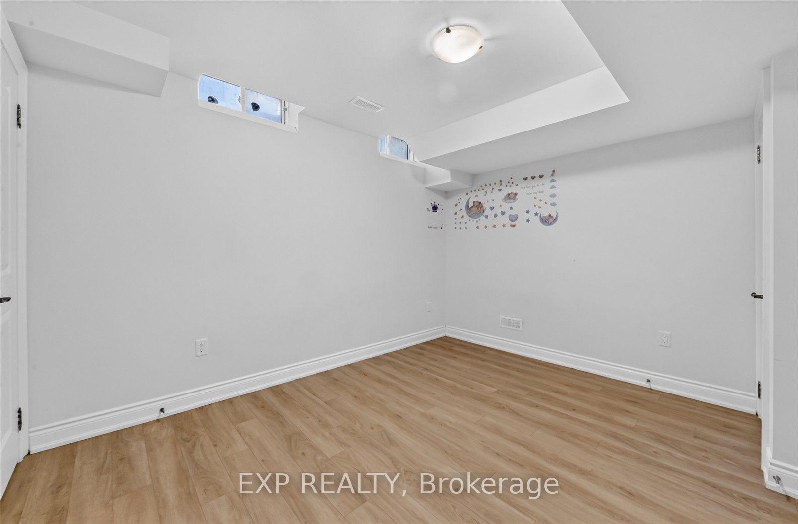 Photo 24 of 18 Ingleside Street, Vaughan, East Woodbridge — HOMEH