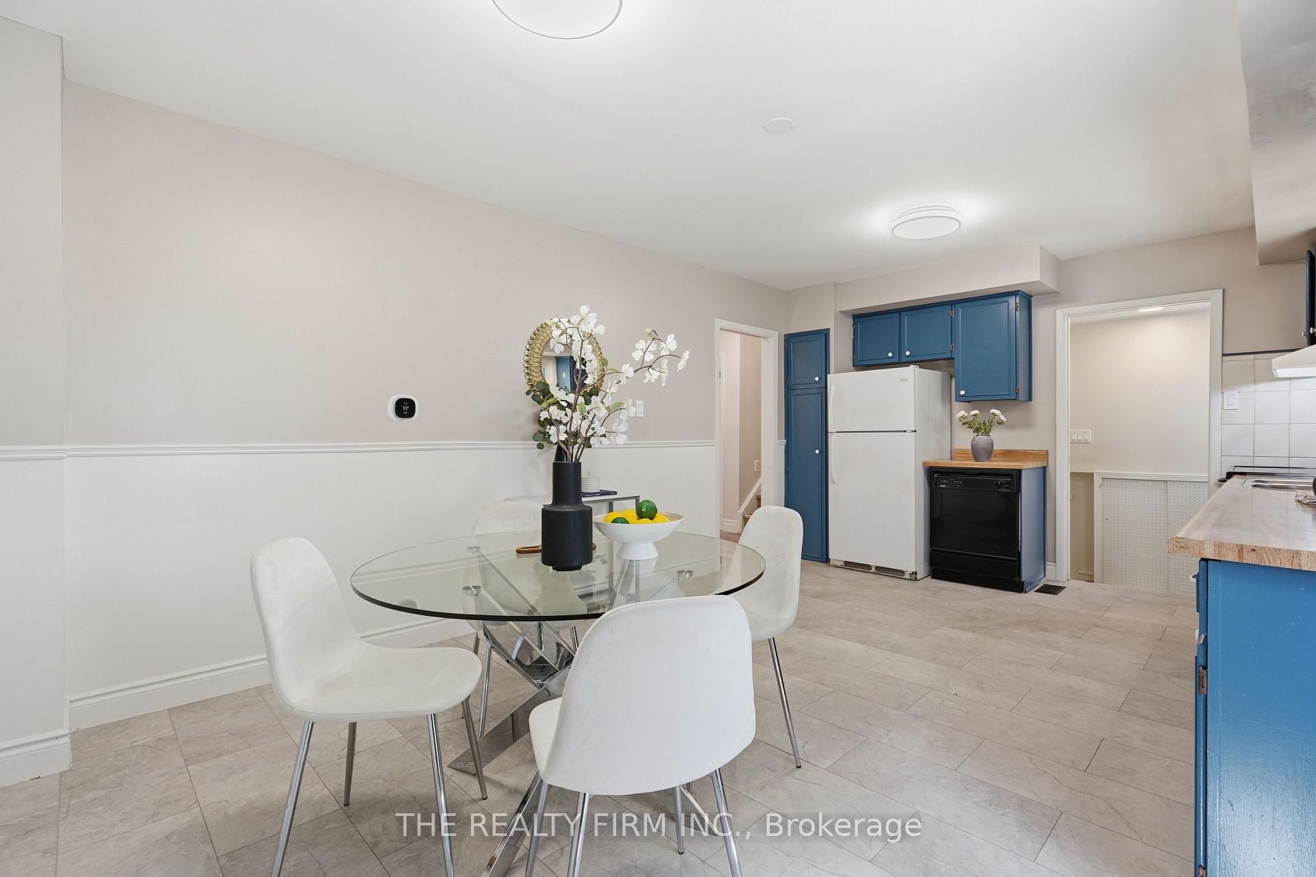 Photo 13 of 45 Amy Crescent, London, East C — HOMEH