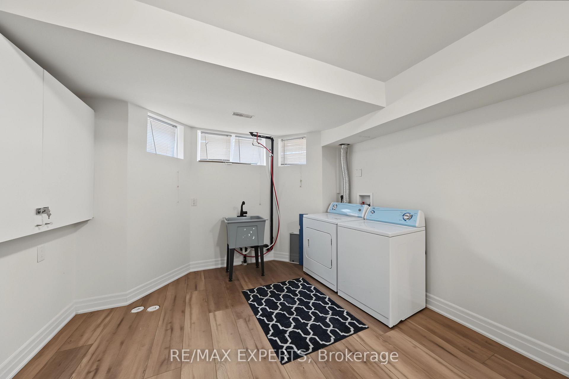 Photo 13 of Unit Basement, 99 Dianawood Ridge, Vaughan, East Woodbridge — HOMEH