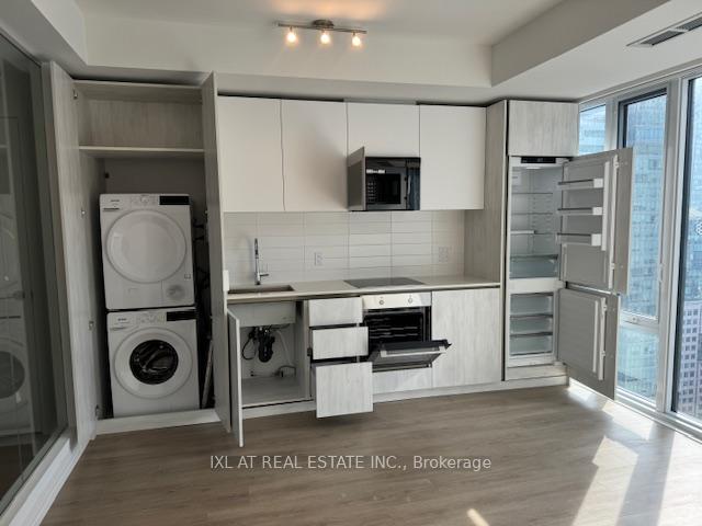 Photo 2 of Unit 3821, 28 Widmer Street, Toronto, Waterfront Communities — HOMEH