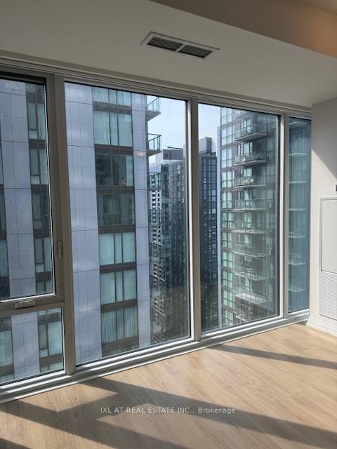 Photo 8 of Unit 3821, 28 Widmer Street, Toronto, Waterfront Communities — HOMEH