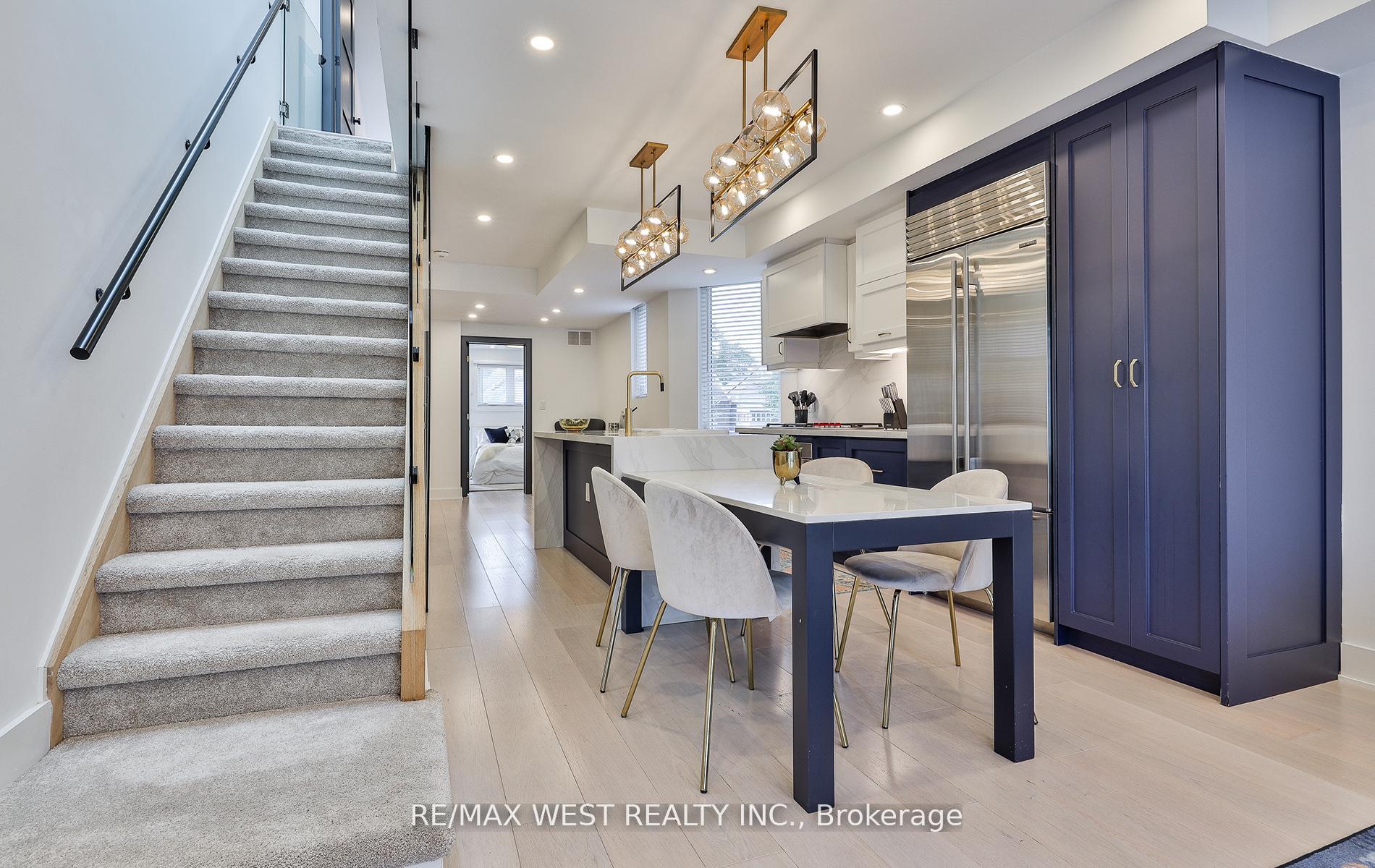 Photo 3 of 734 Shaw Street, Toronto, Palmerston-Little Italy — HOMEH