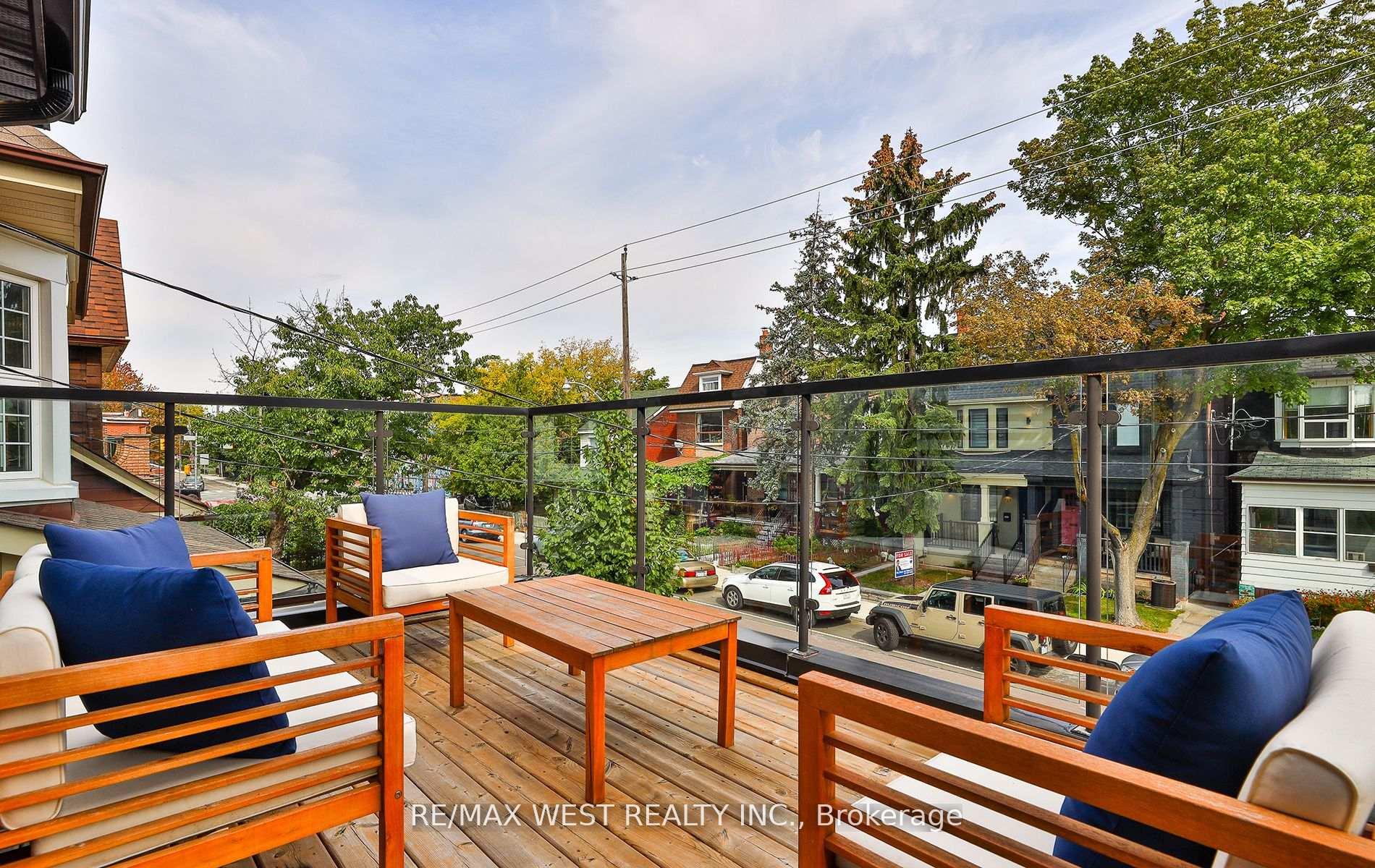 Photo 10 of 734 Shaw Street, Toronto, Palmerston-Little Italy — HOMEH