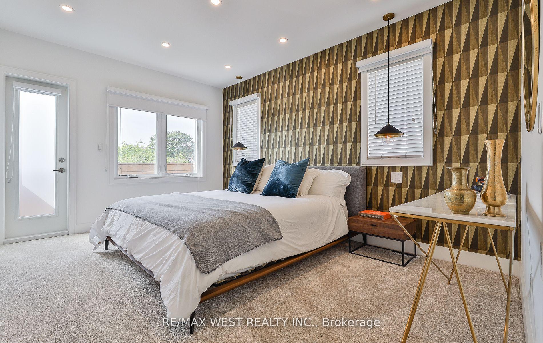 Photo 11 of 734 Shaw Street, Toronto, Palmerston-Little Italy — HOMEH