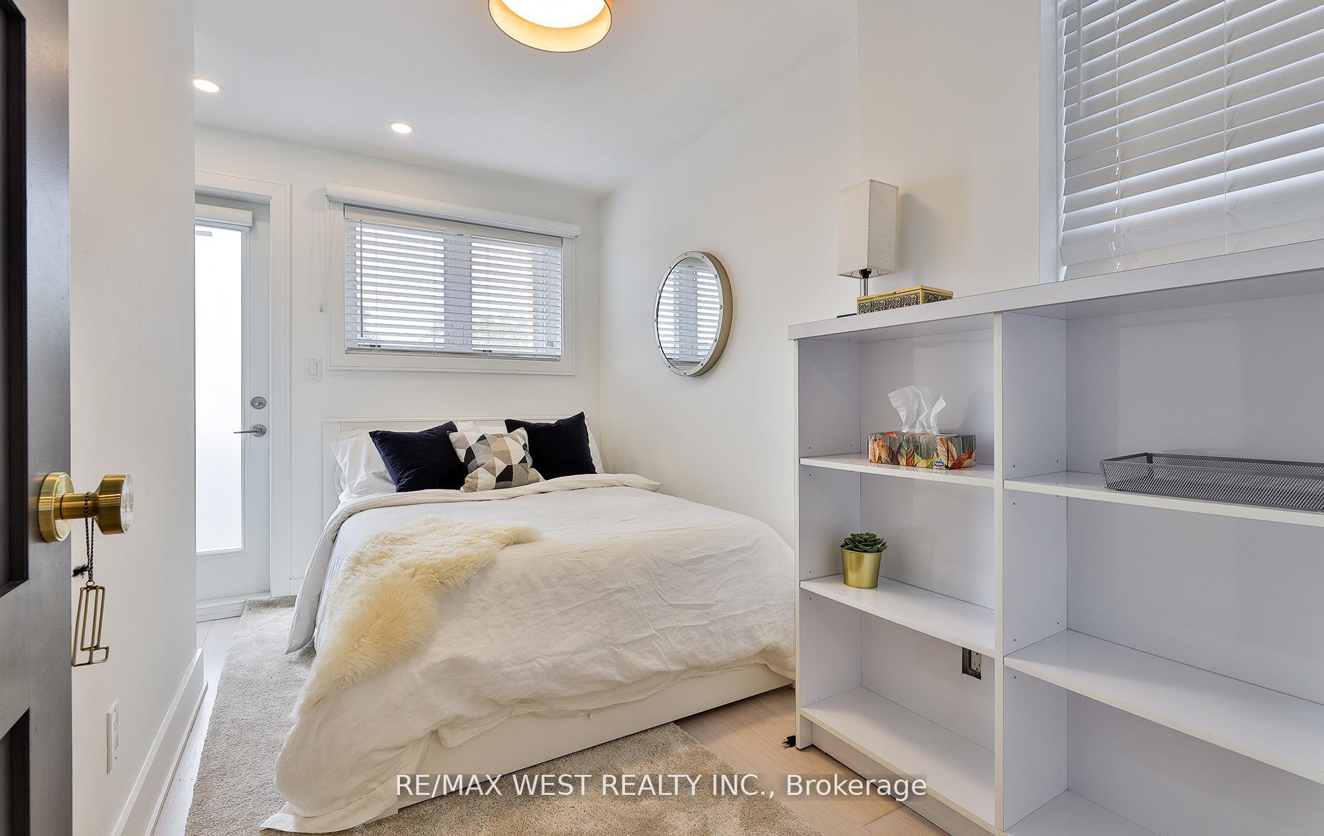 Photo 17 of 734 Shaw Street, Toronto, Palmerston-Little Italy — HOMEH