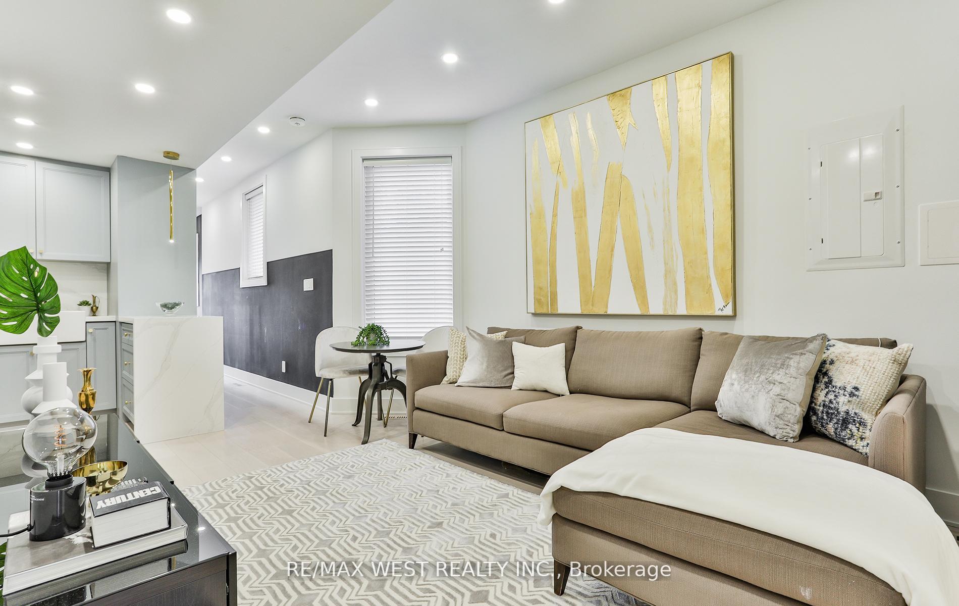 Photo 20 of 734 Shaw Street, Toronto, Palmerston-Little Italy — HOMEH