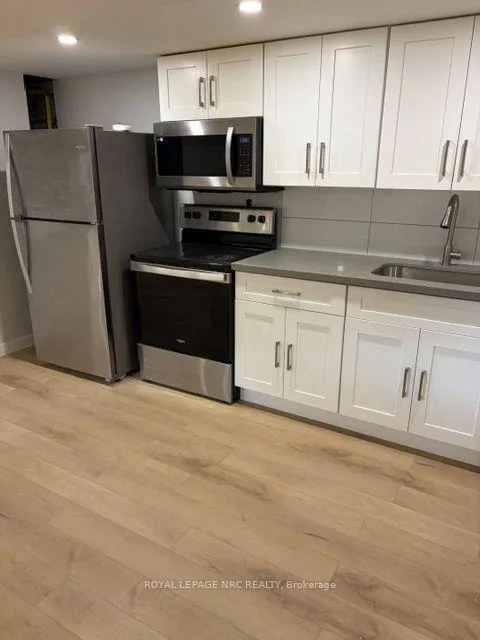 Photo of Unit basement, 448 Grantham Avenue