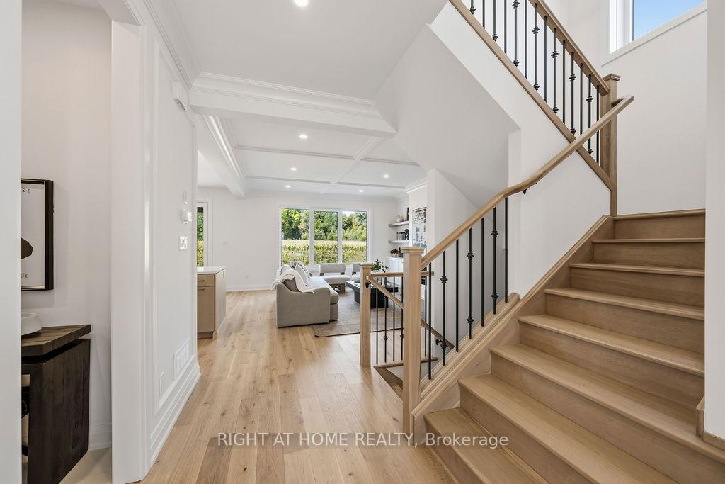 Photo 5 of 3149 Walsh Drive, London, South V — HOMEH