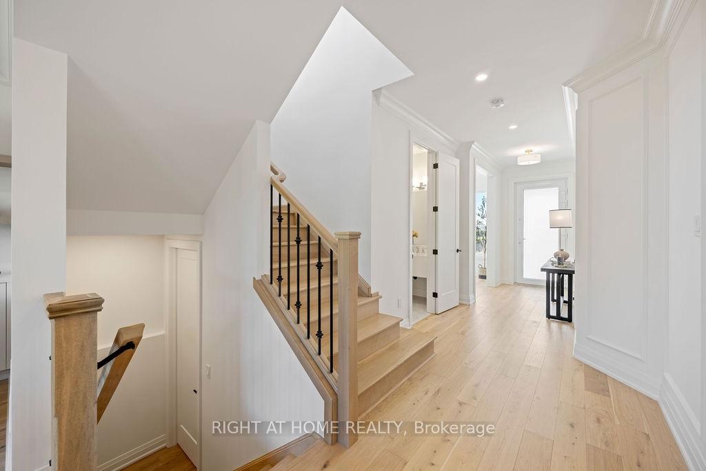 Photo 7 of 3149 Walsh Drive, London, South V — HOMEH