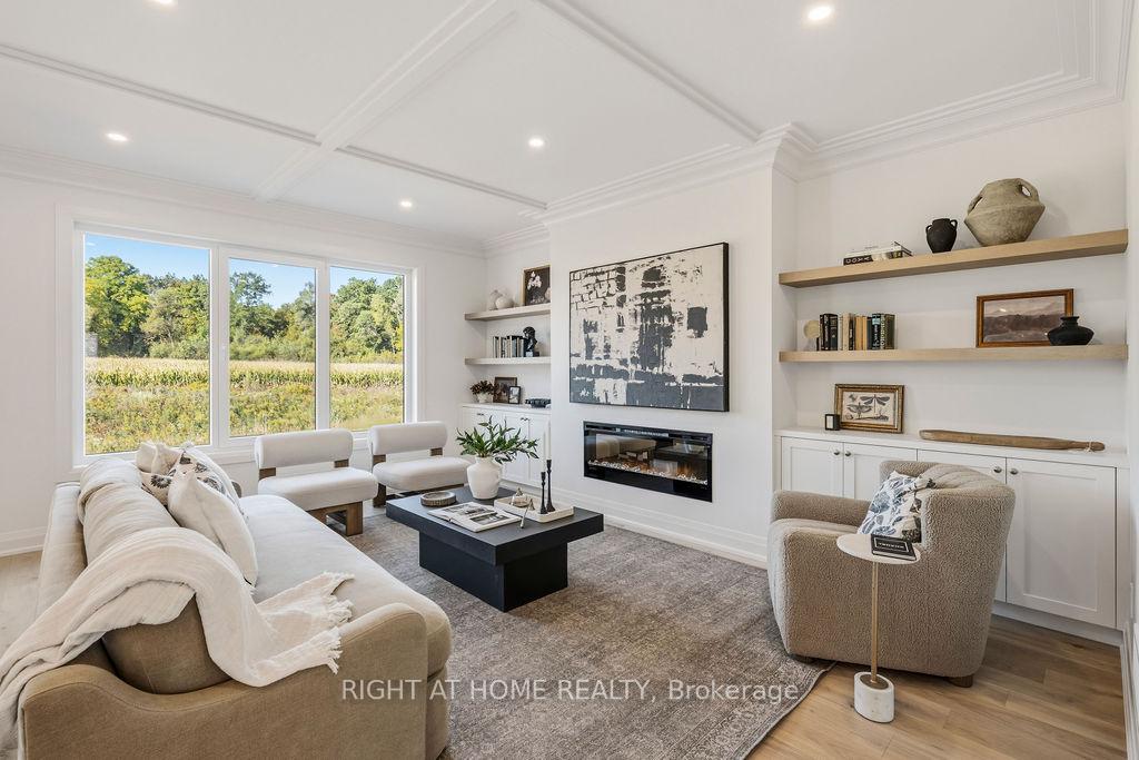 Photo 8 of 3149 Walsh Drive, London, South V — HOMEH