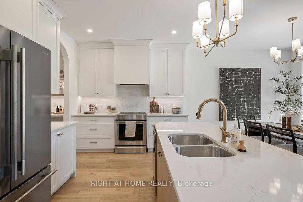 Photo 11 of 3149 Walsh Drive, London, South V — HOMEH