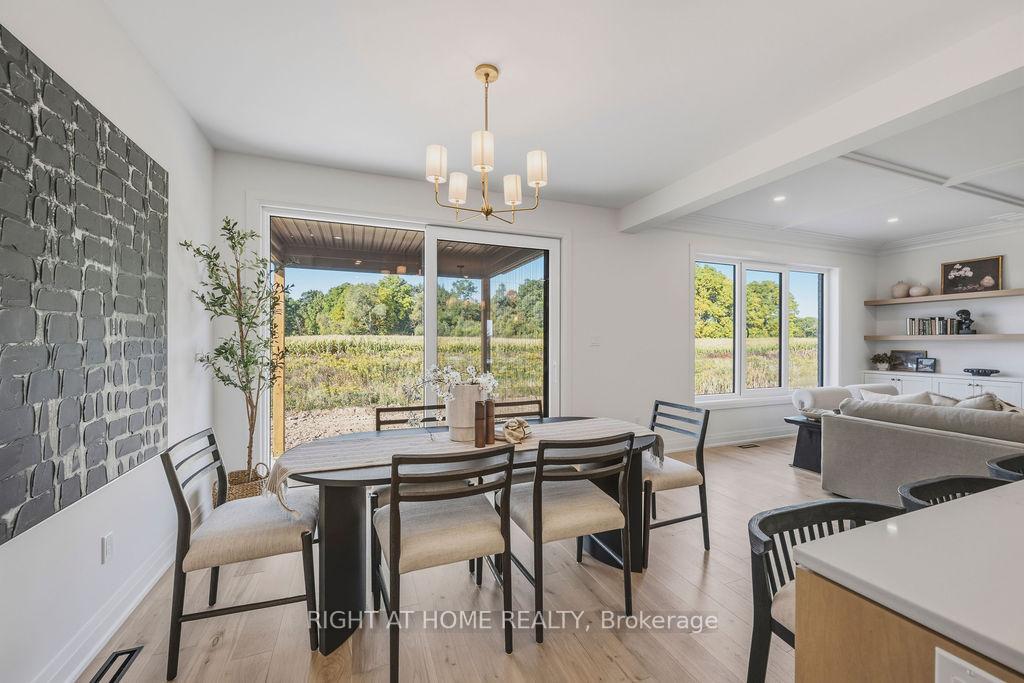 Photo 13 of 3149 Walsh Drive, London, South V — HOMEH
