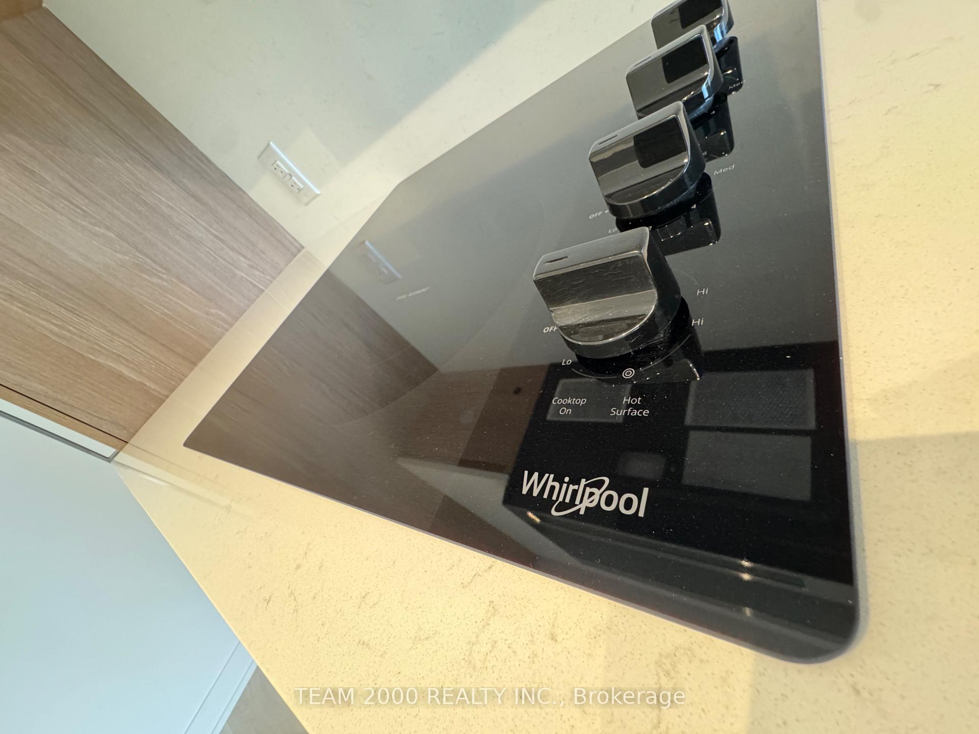 Photo 8 of 204-1381 Lakeshore Road E, Mississauga, Lakeview — HOMEH