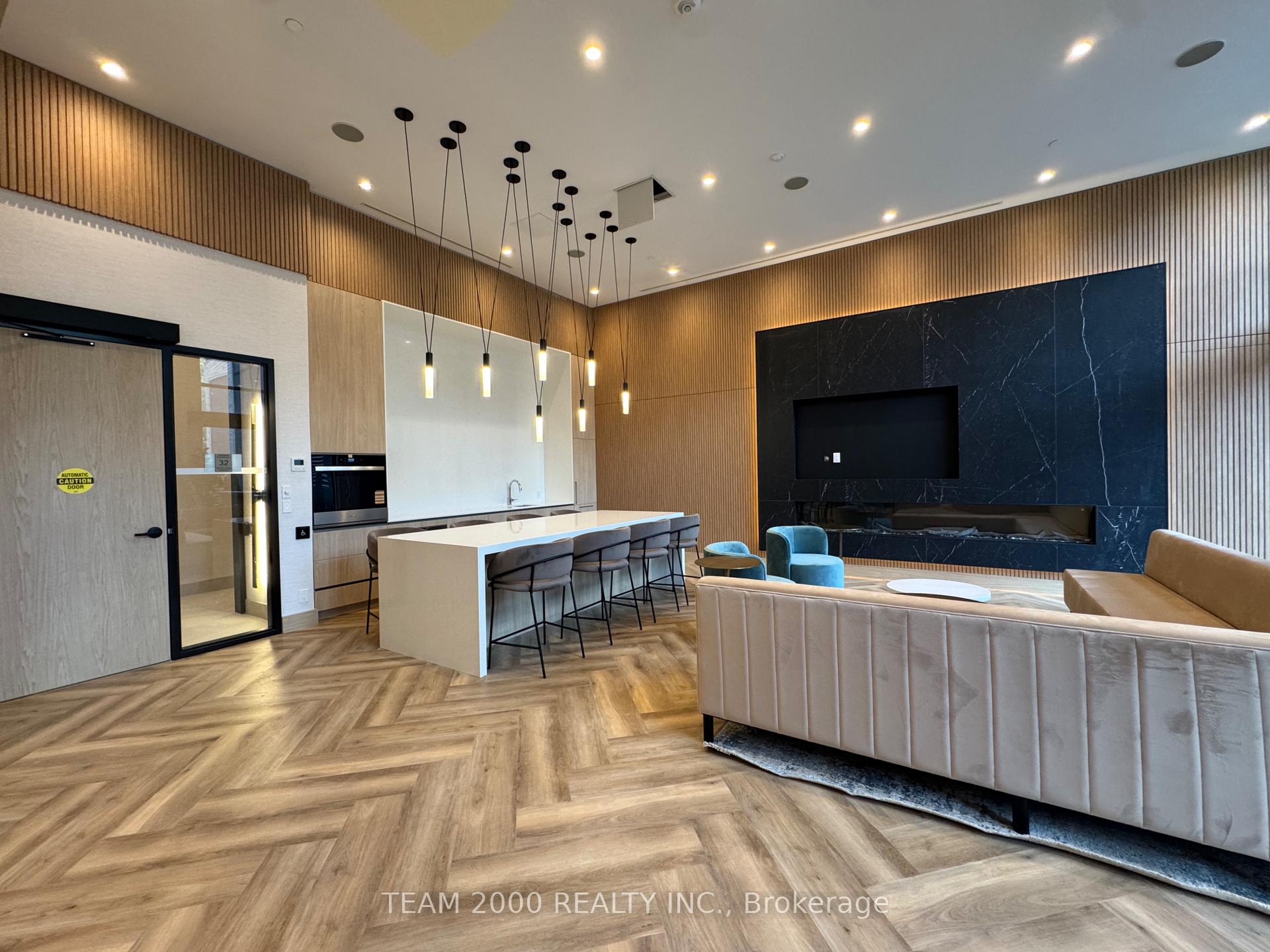 Photo 13 of 204-1381 Lakeshore Road E, Mississauga, Lakeview — HOMEH