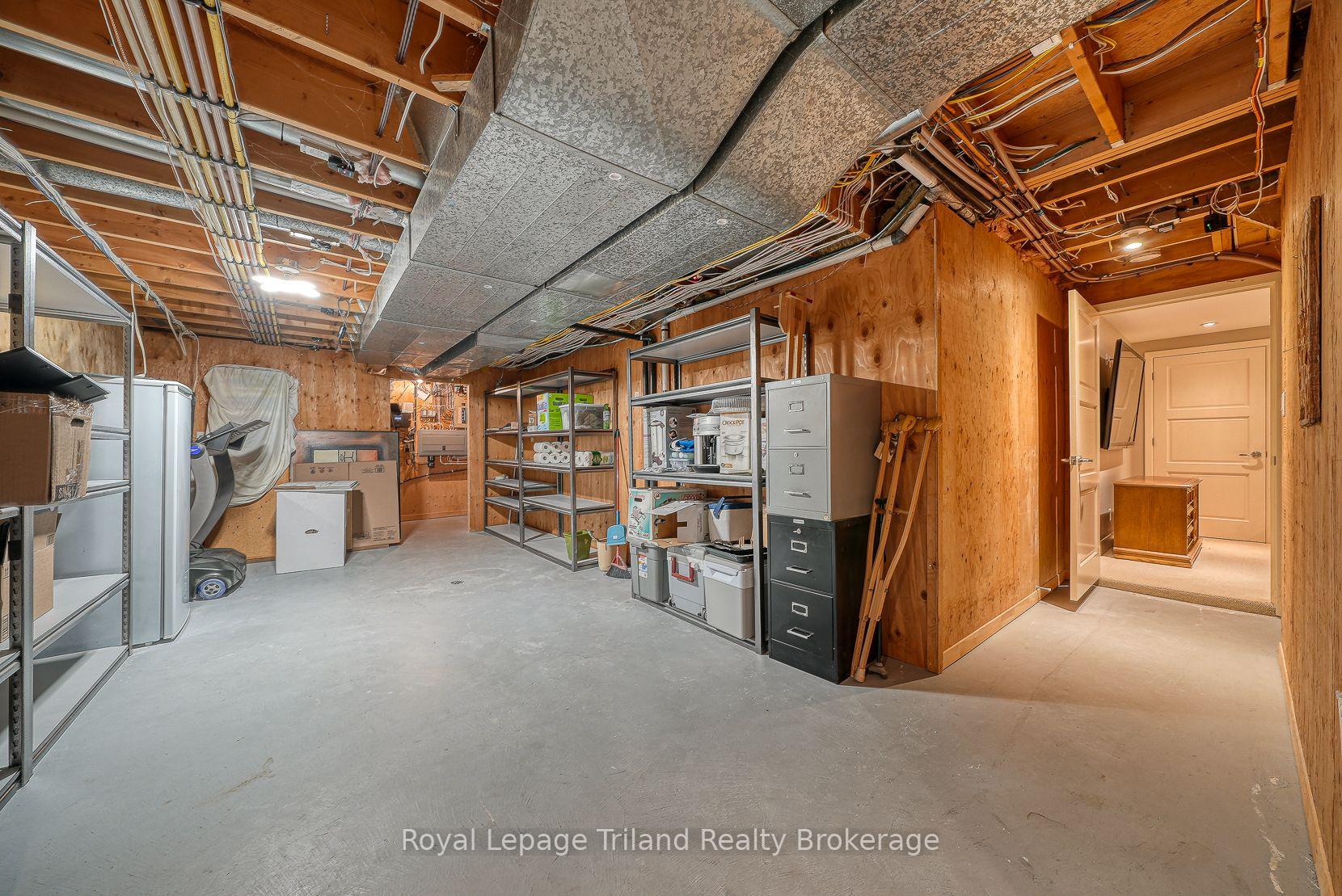 Photo 38 of 28 Segal Drive, Tillsonburg — HOMEH