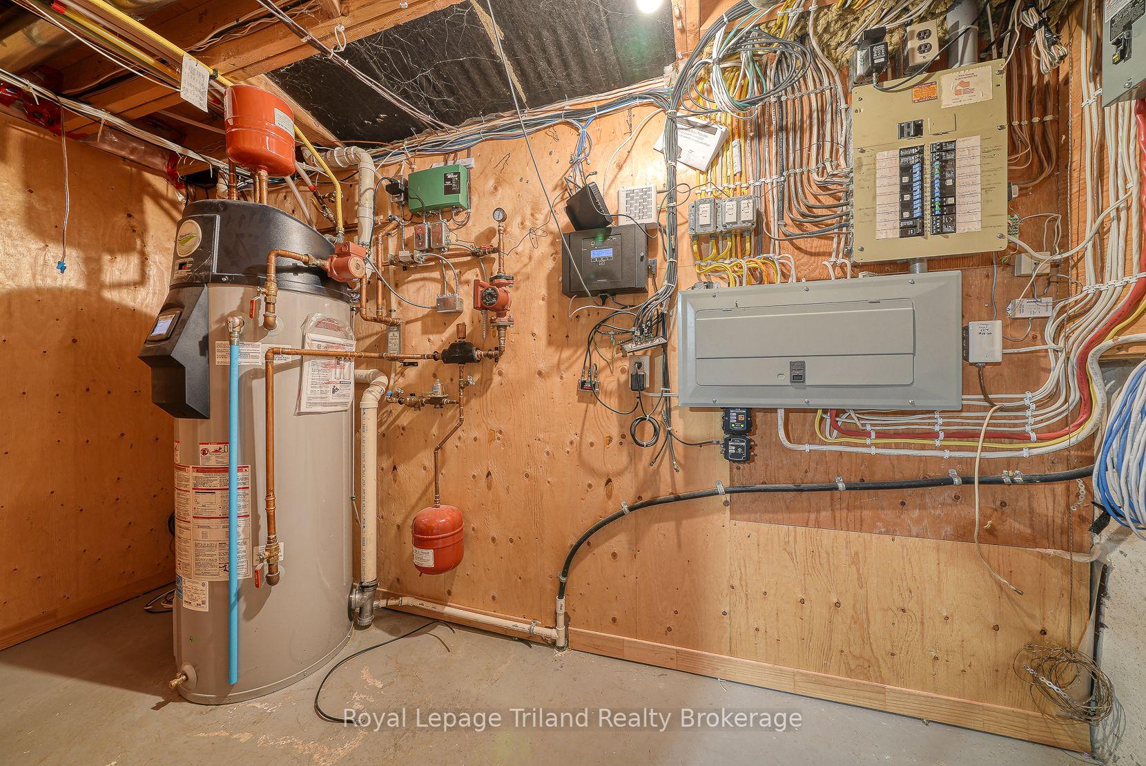 Photo 39 of 28 Segal Drive, Tillsonburg — HOMEH