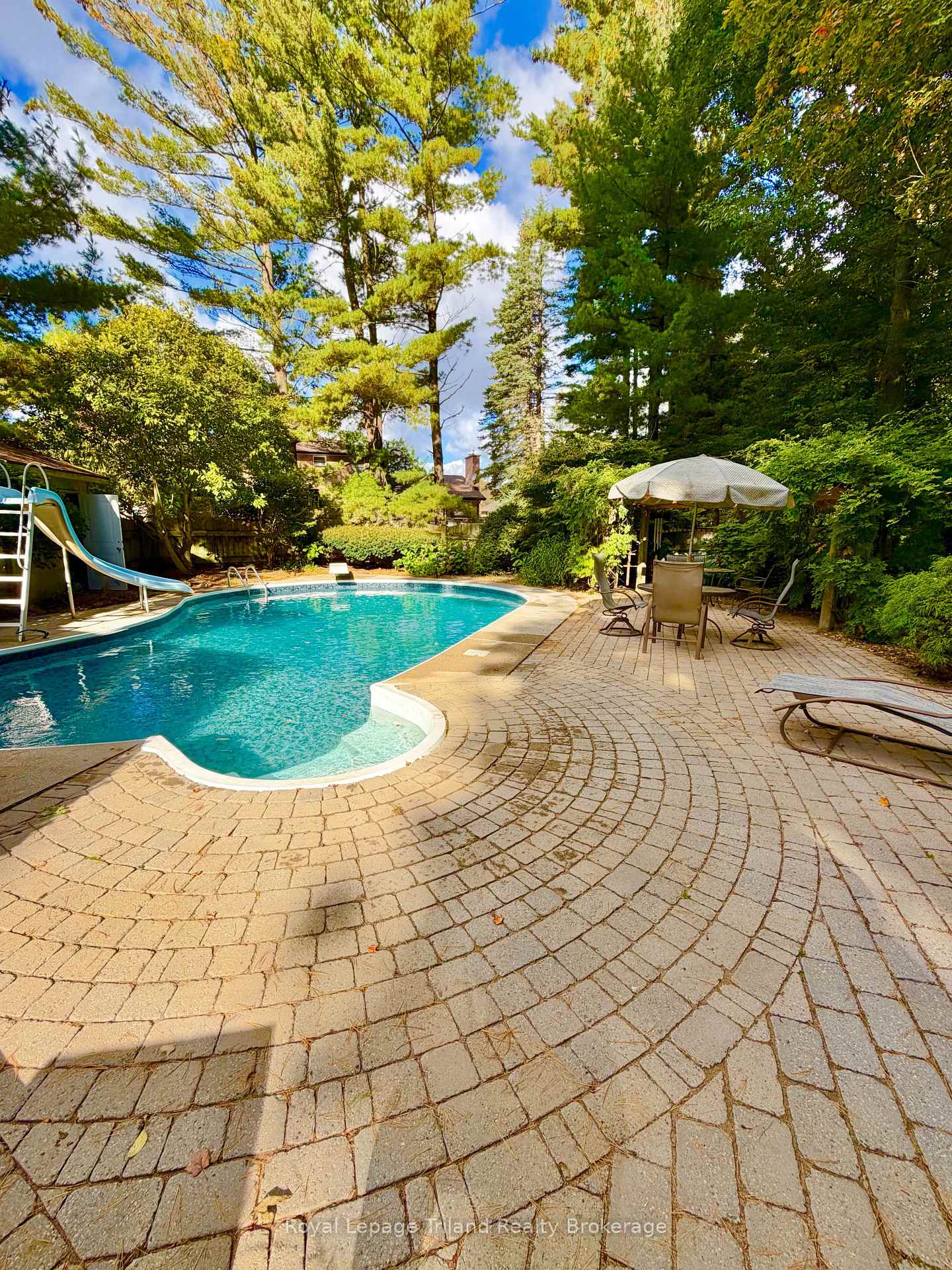 Photo 43 of 28 Segal Drive, Tillsonburg — HOMEH