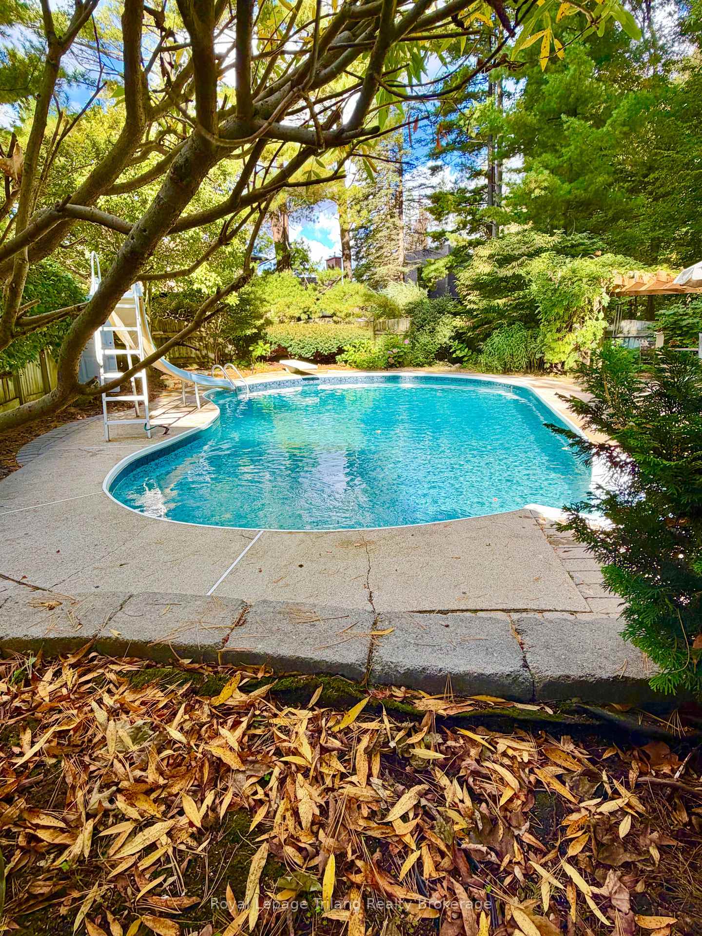Photo 44 of 28 Segal Drive, Tillsonburg — HOMEH