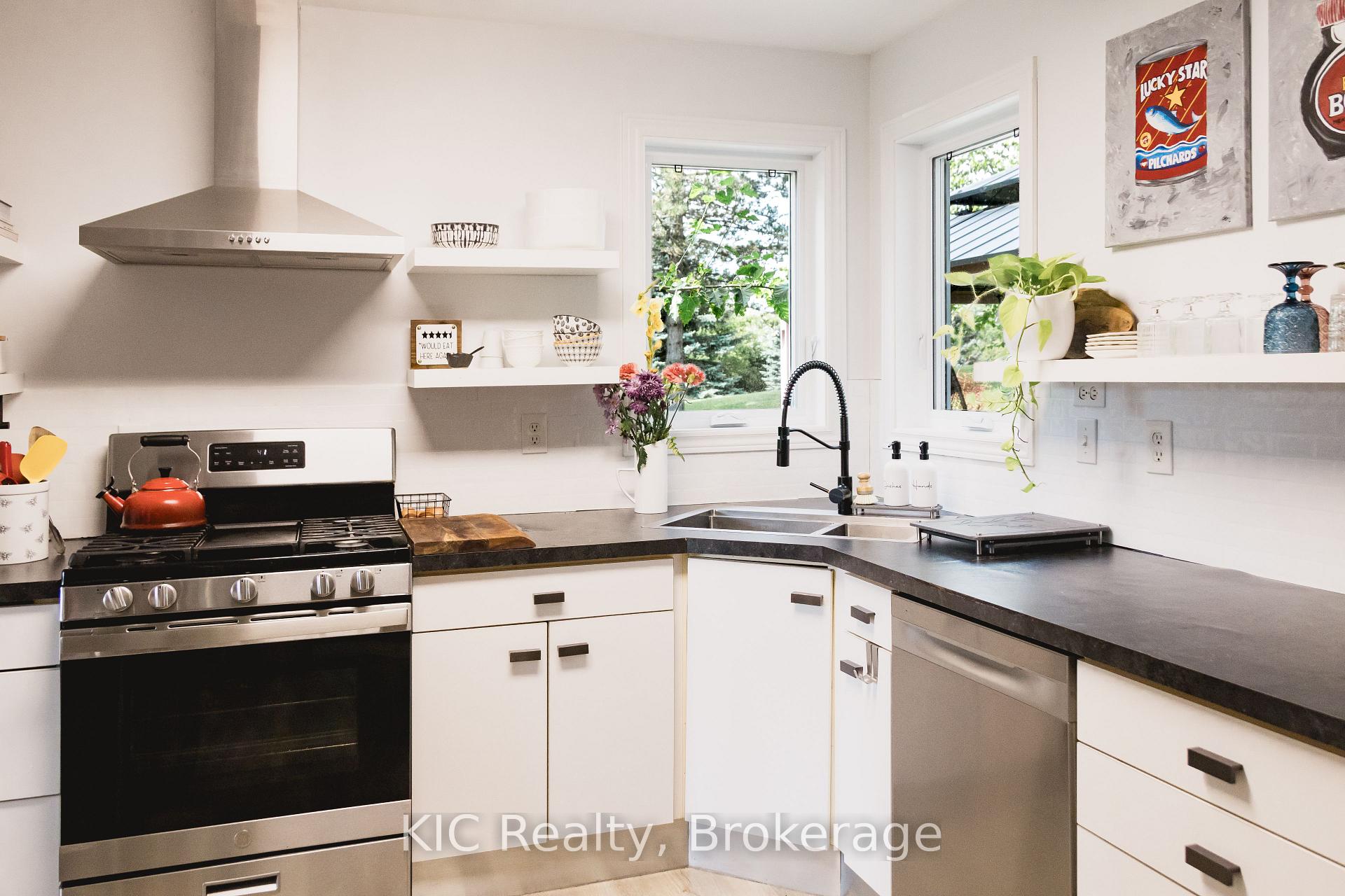 Photo 10 of 14 Gordon Street, Hamilton Township, Baltimore — HOMEH