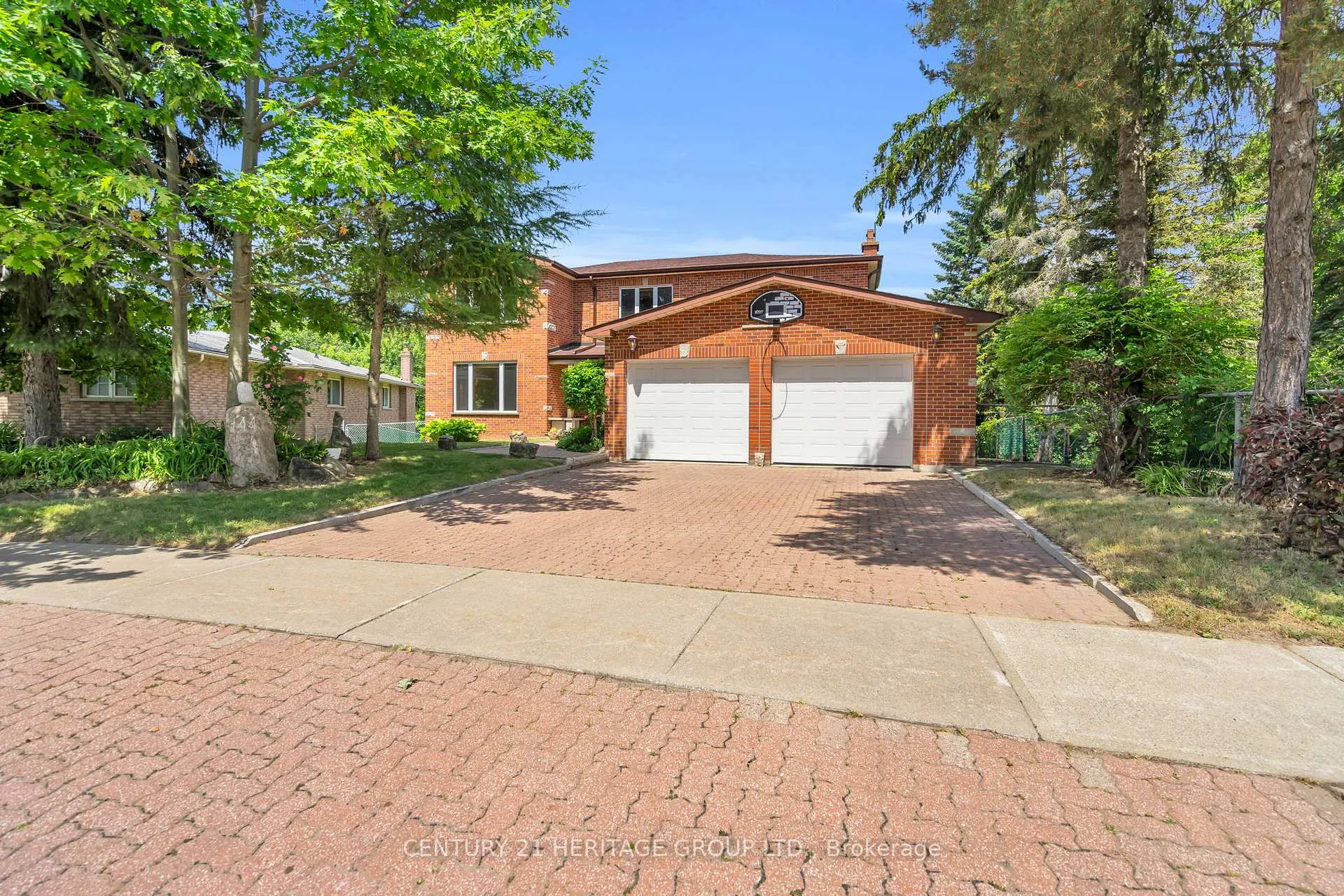 Photo 2 of 144 Riverview Avenue, Vaughan, East Woodbridge — HOMEH