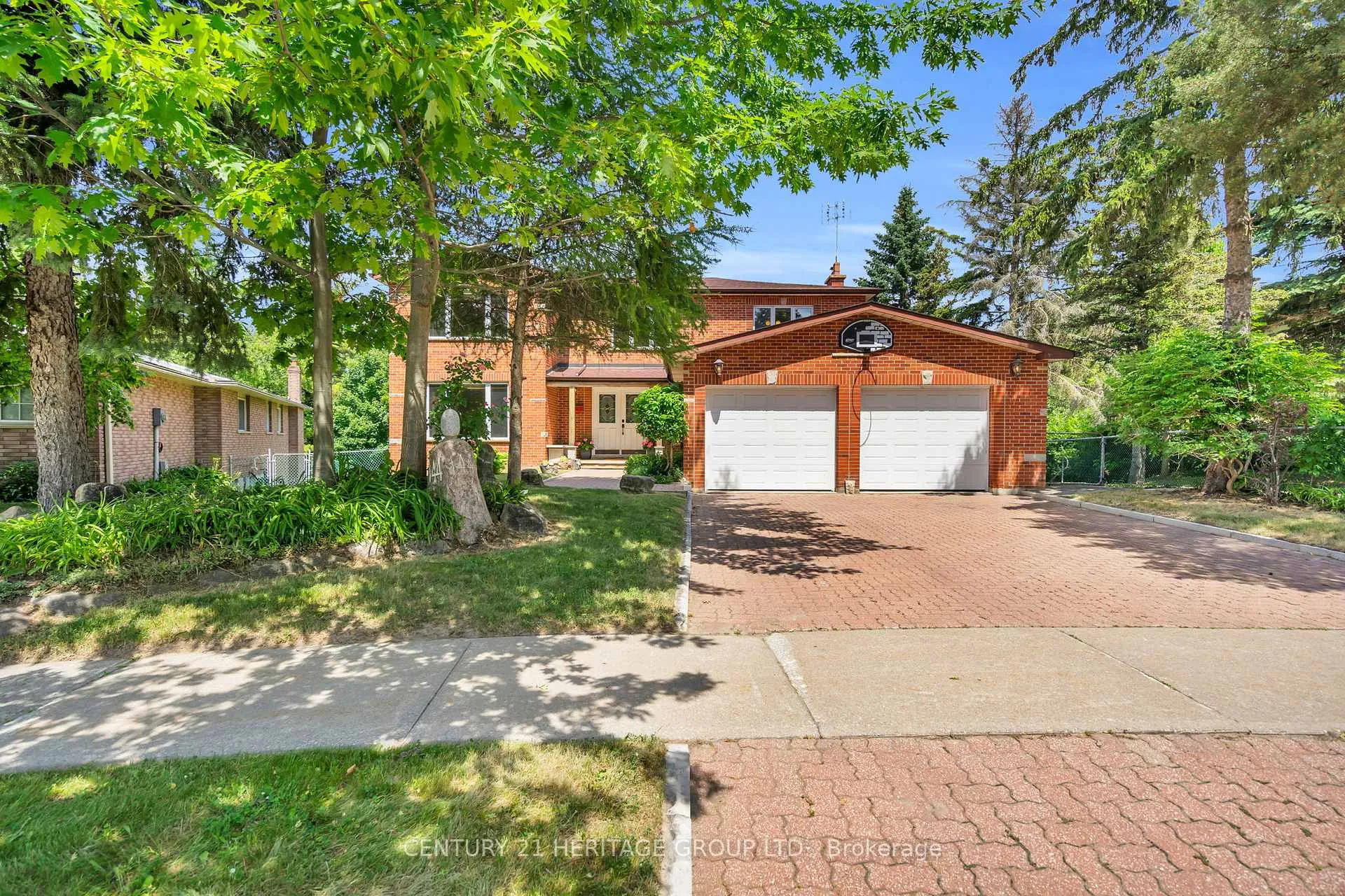 Photo 3 of 144 Riverview Avenue, Vaughan, East Woodbridge — HOMEH