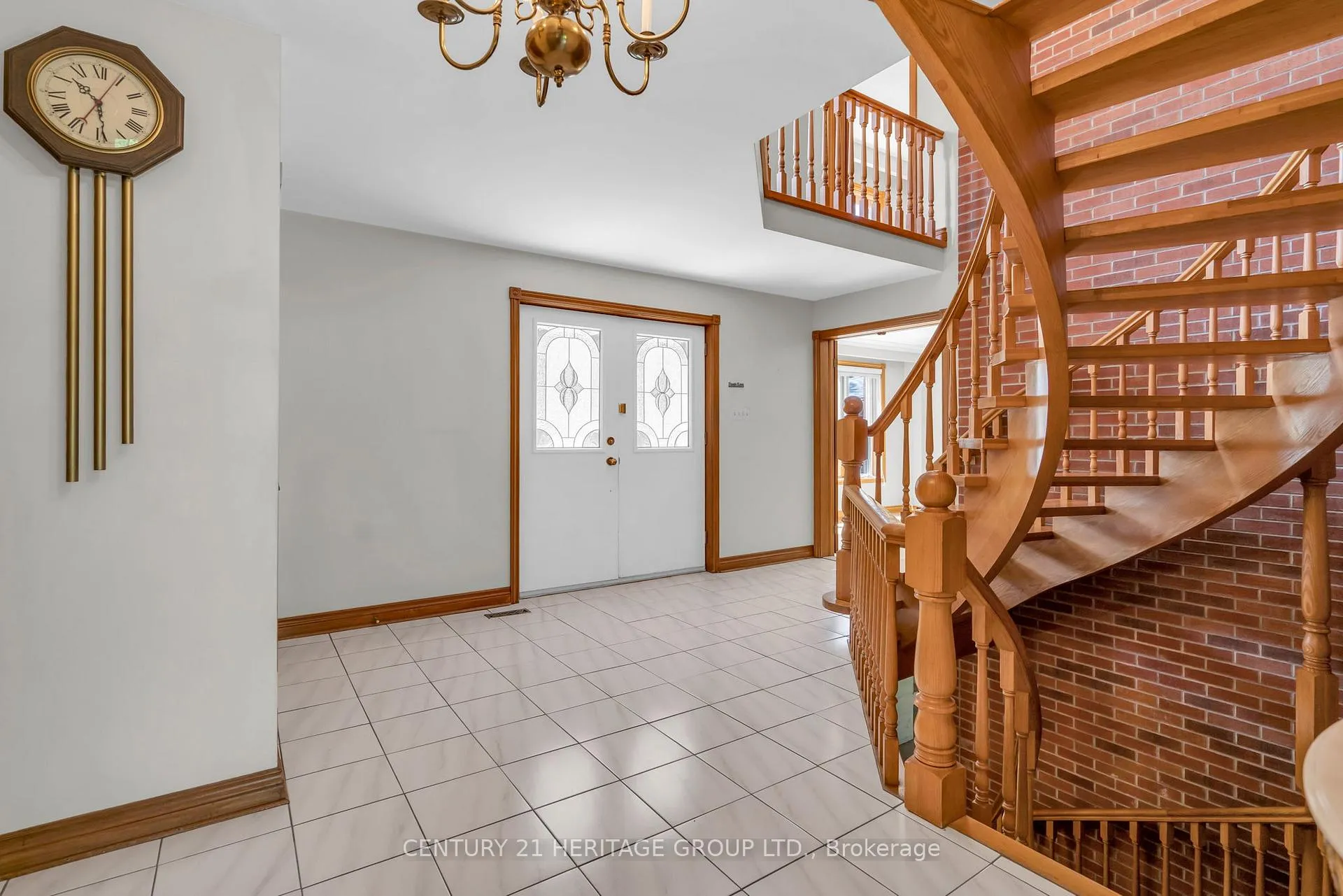 Photo 11 of 144 Riverview Avenue, Vaughan, East Woodbridge — HOMEH