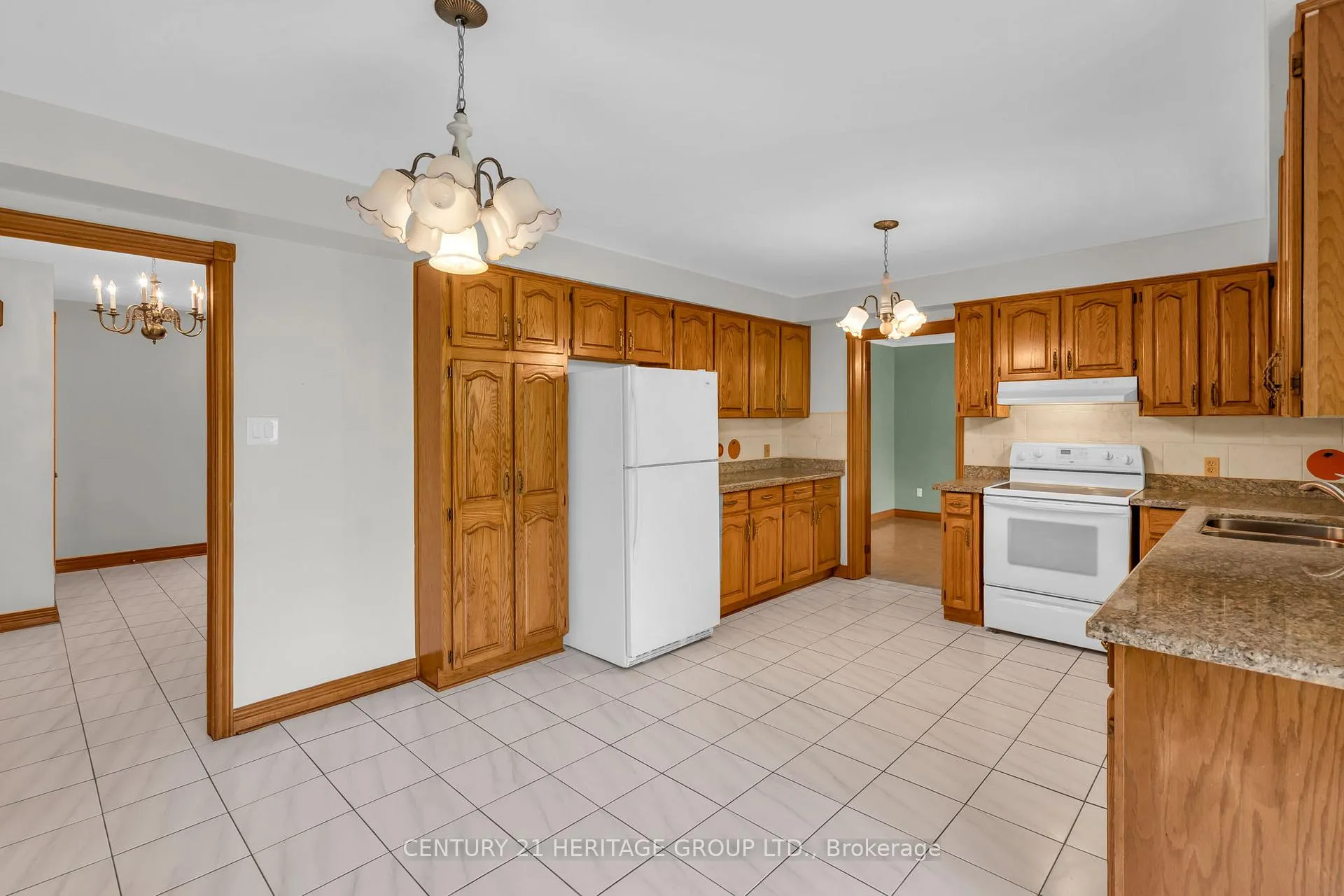 Photo 14 of 144 Riverview Avenue, Vaughan, East Woodbridge — HOMEH
