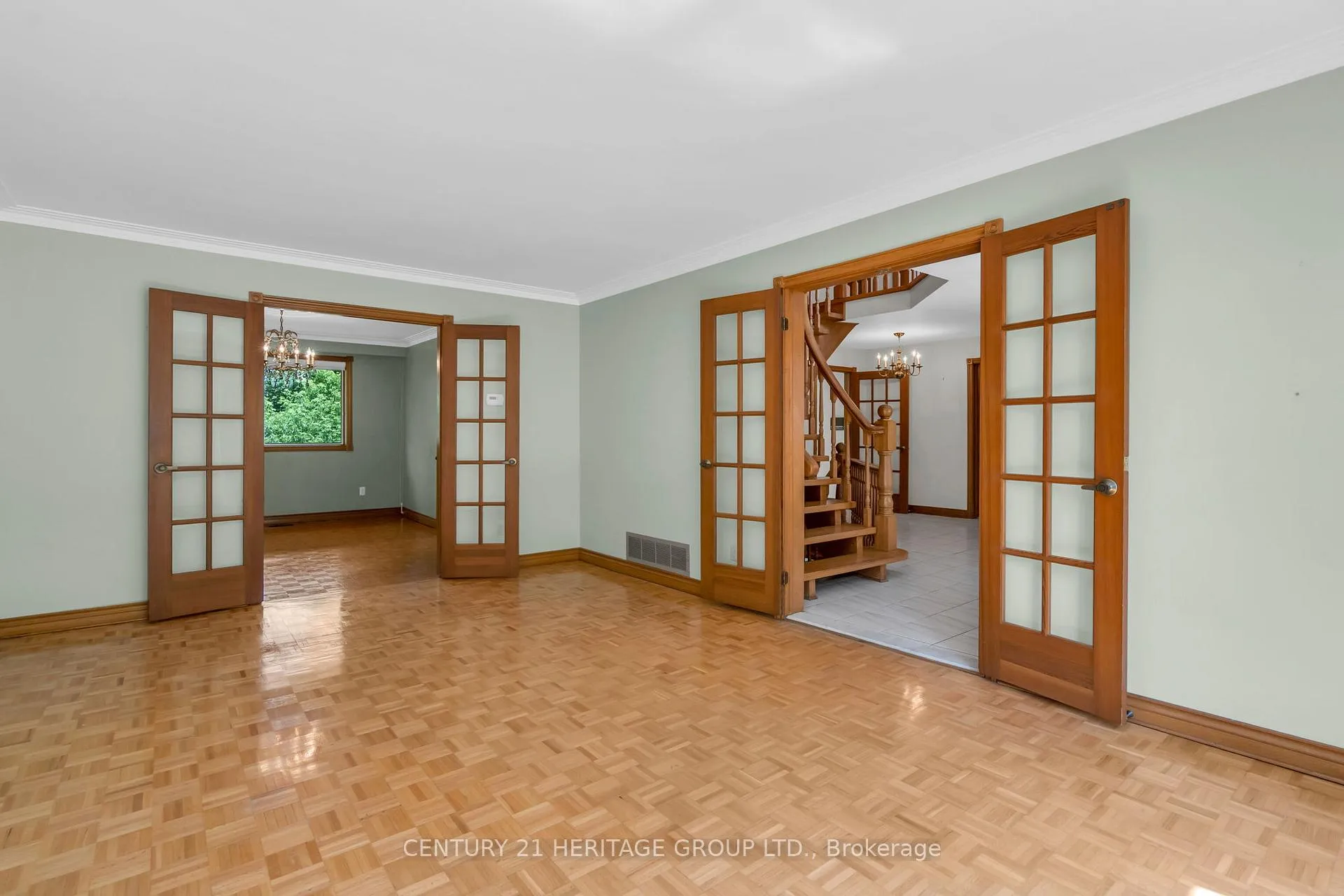 Photo 18 of 144 Riverview Avenue, Vaughan, East Woodbridge — HOMEH