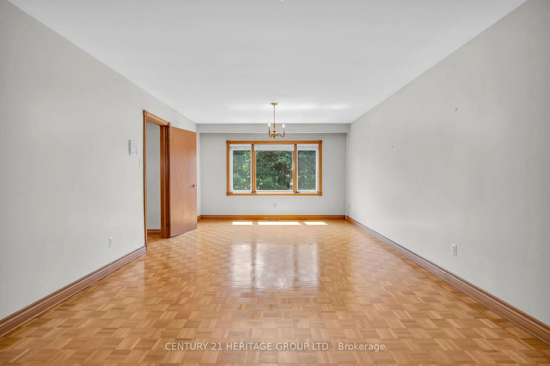 Photo 26 of 144 Riverview Avenue, Vaughan, East Woodbridge — HOMEH