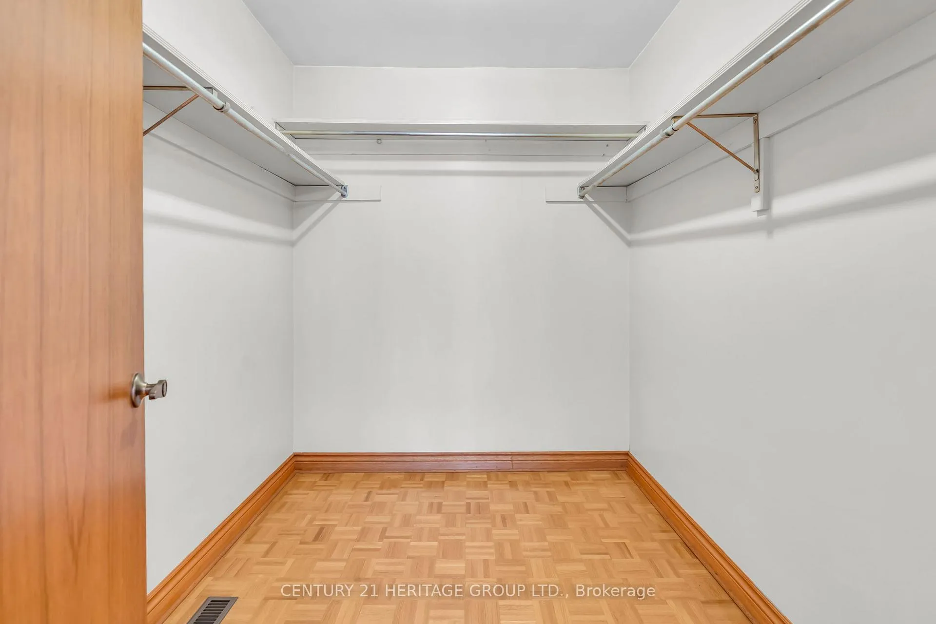 Photo 28 of 144 Riverview Avenue, Vaughan, East Woodbridge — HOMEH