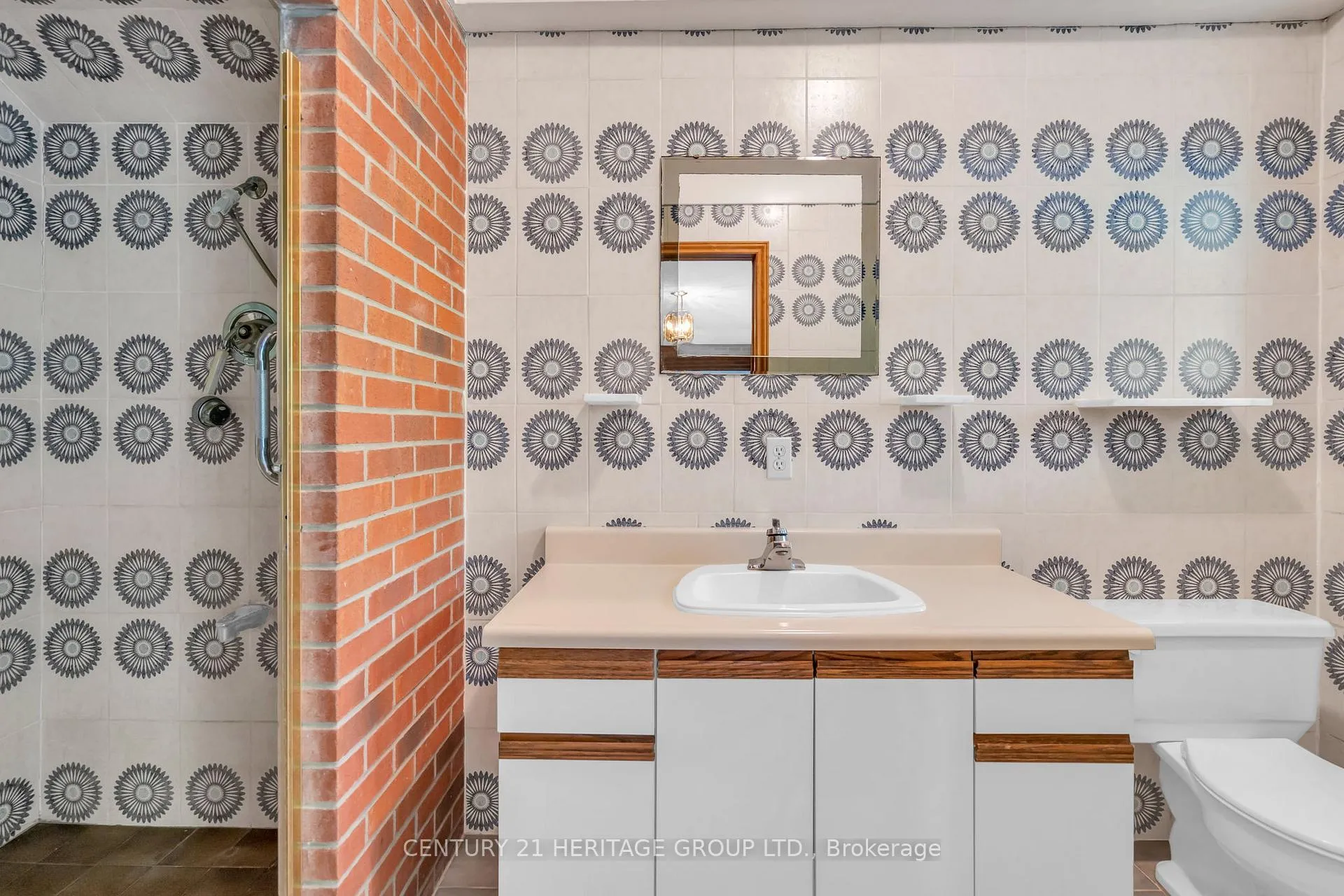 Photo 36 of 144 Riverview Avenue, Vaughan, East Woodbridge — HOMEH