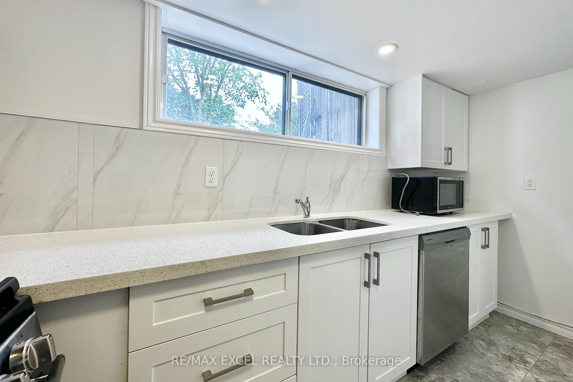 Photo 7 of Unit Bsmt, 46 Gentry Crescent, Richmond Hill, Crosby — HOMEH