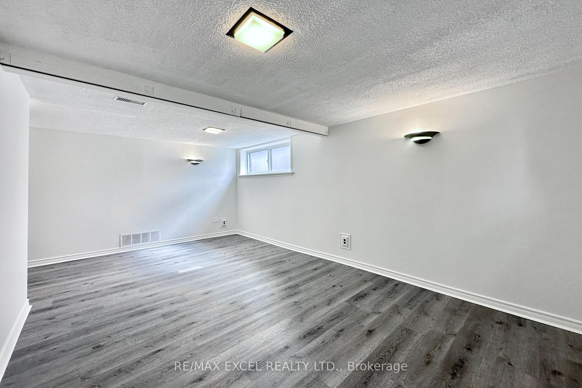 Photo 14 of Unit Bsmt, 46 Gentry Crescent, Richmond Hill, Crosby — HOMEH