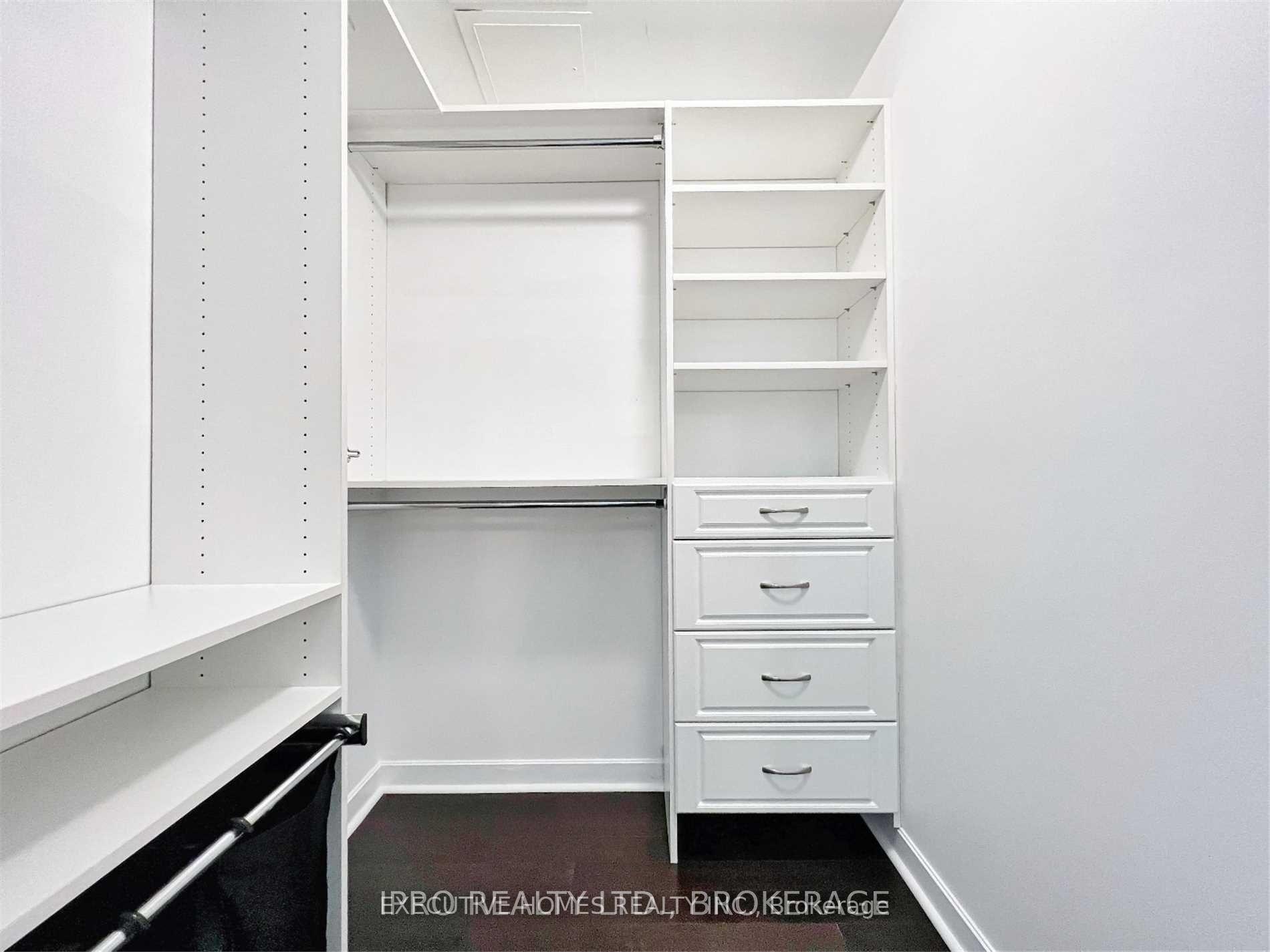 Photo 18 of Unit 405, 18 Harbour Street, Toronto, Waterfront Communities — HOMEH