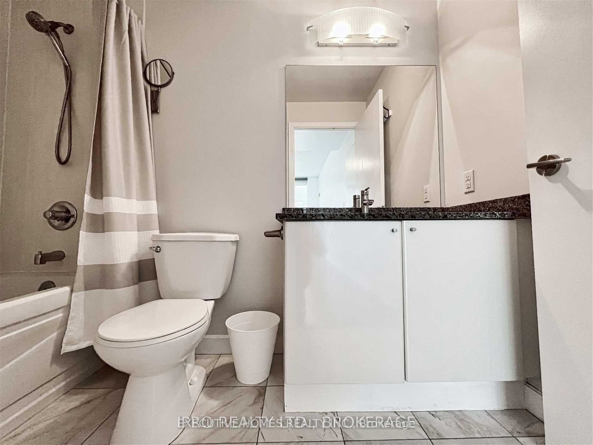 Photo 21 of Unit 405, 18 Harbour Street, Toronto, Waterfront Communities — HOMEH