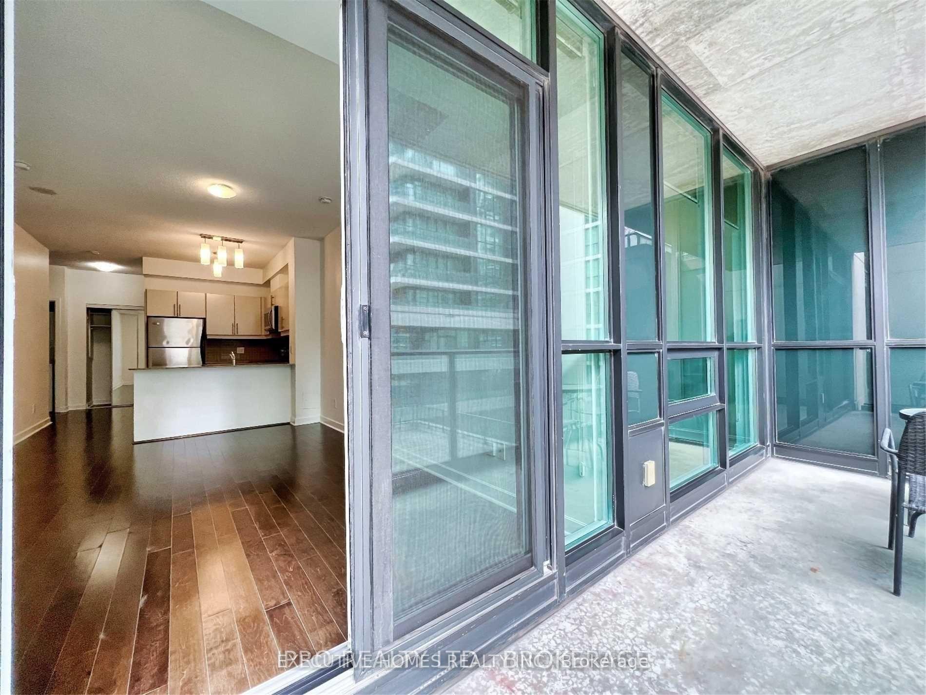 Photo 23 of Unit 405, 18 Harbour Street, Toronto, Waterfront Communities — HOMEH