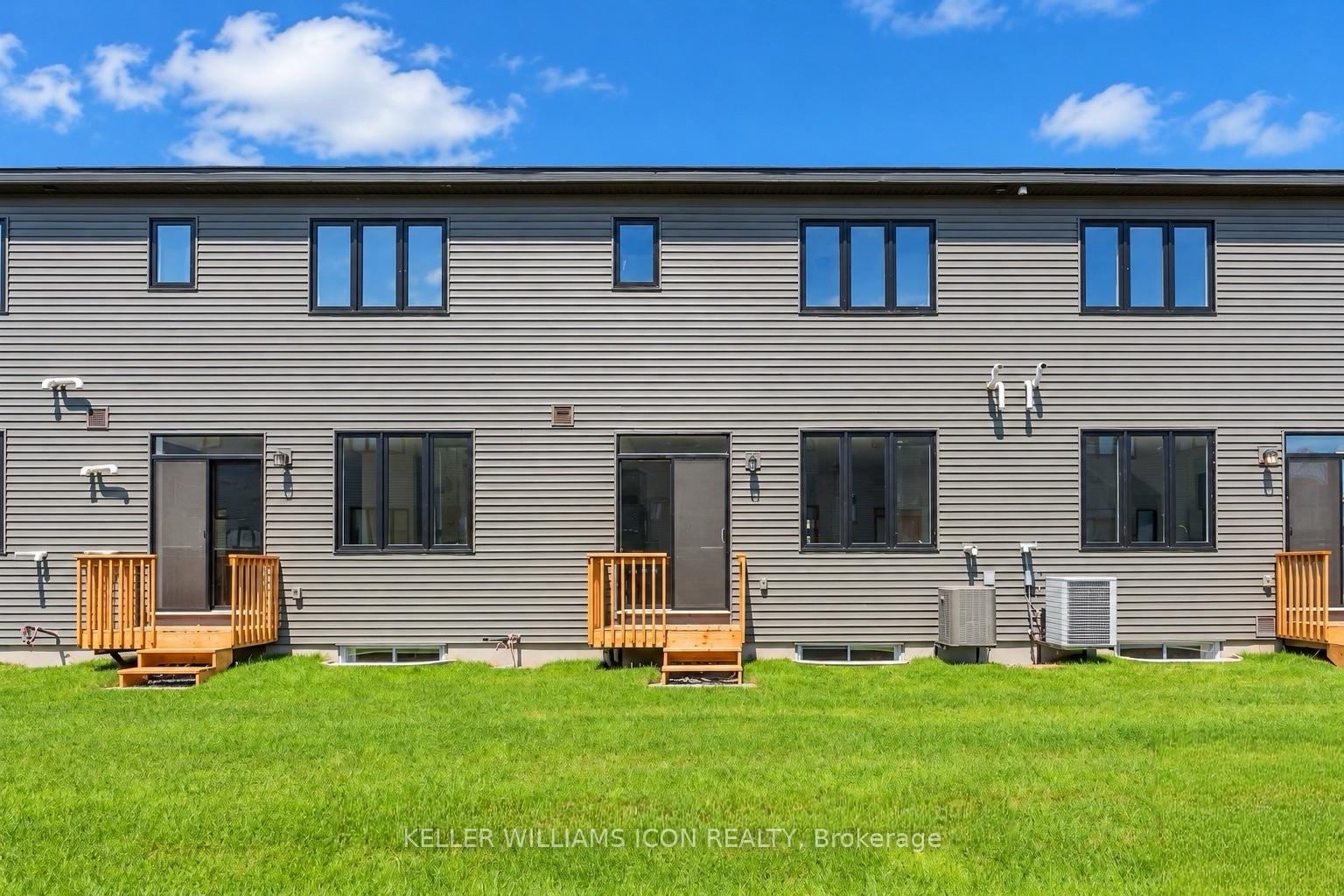 Photo 13 of 99 Osler Street, Ottawa, Kanata - Morgan's Grant/South March — HOMEH