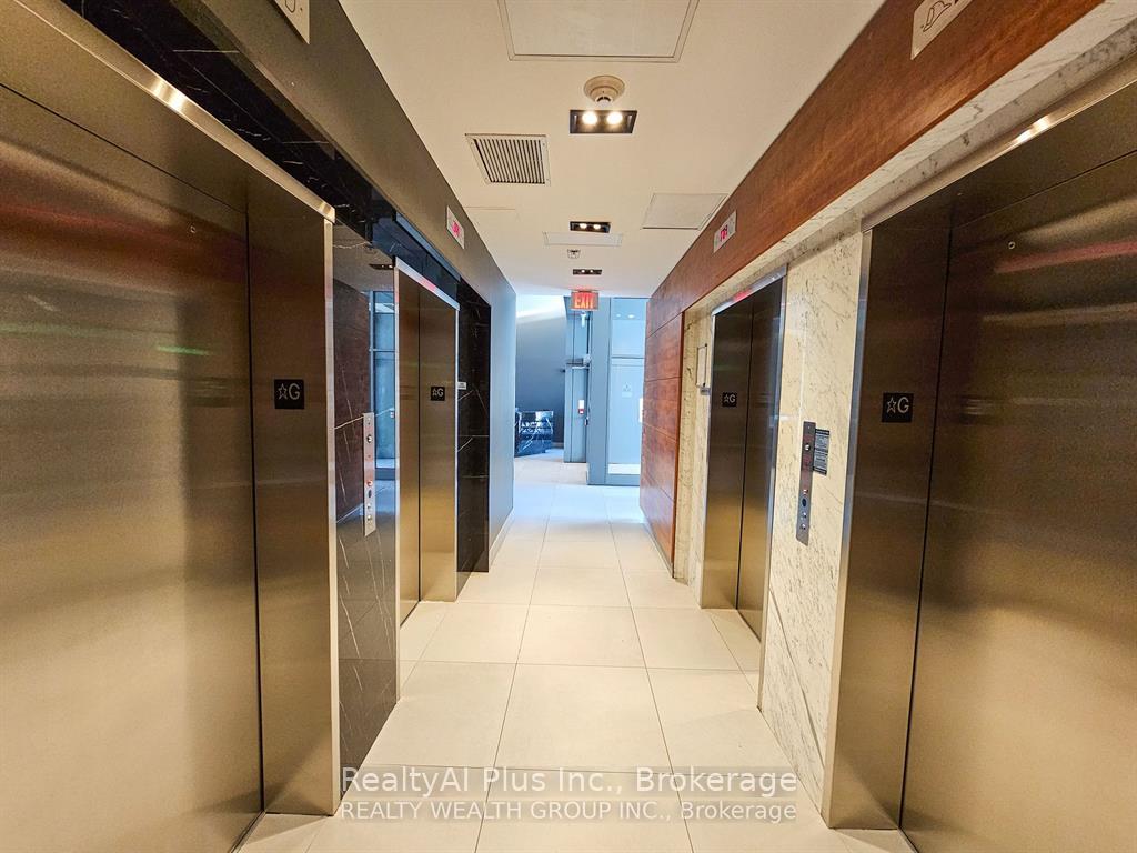 Photo 6 of Unit 650, 68 Abell Street, Toronto, Little Portugal — HOMEH
