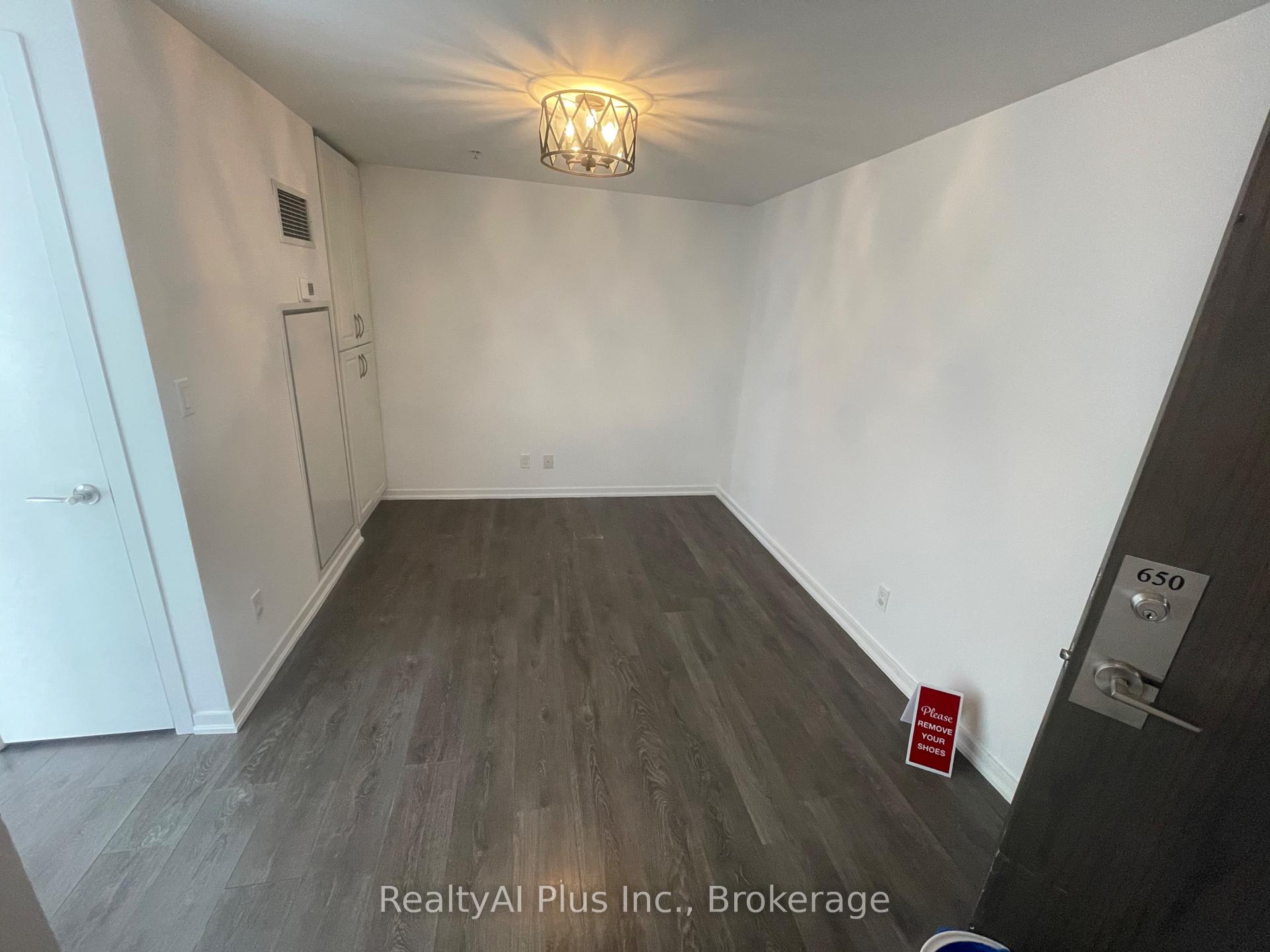 Photo 9 of Unit 650, 68 Abell Street, Toronto, Little Portugal — HOMEH