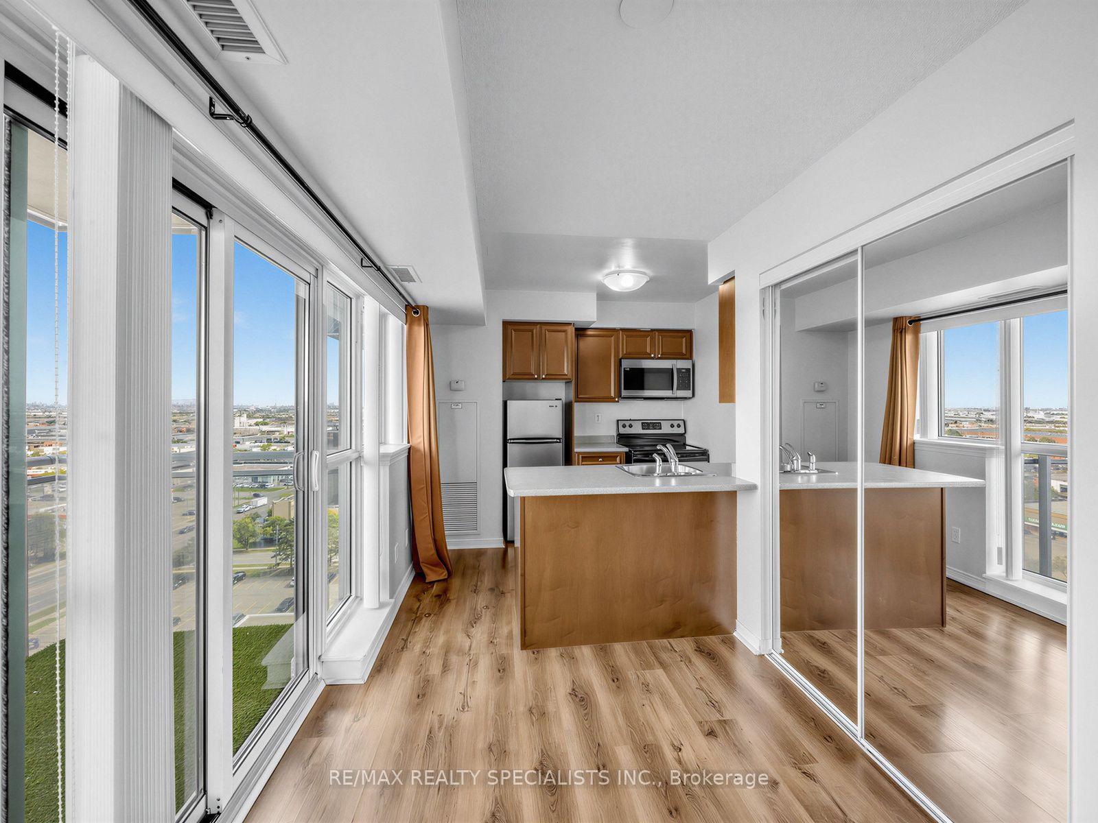 Photo 12 of Unit 1501, 215 Queen Street E, Brampton, Queen Street Corridor — HOMEH