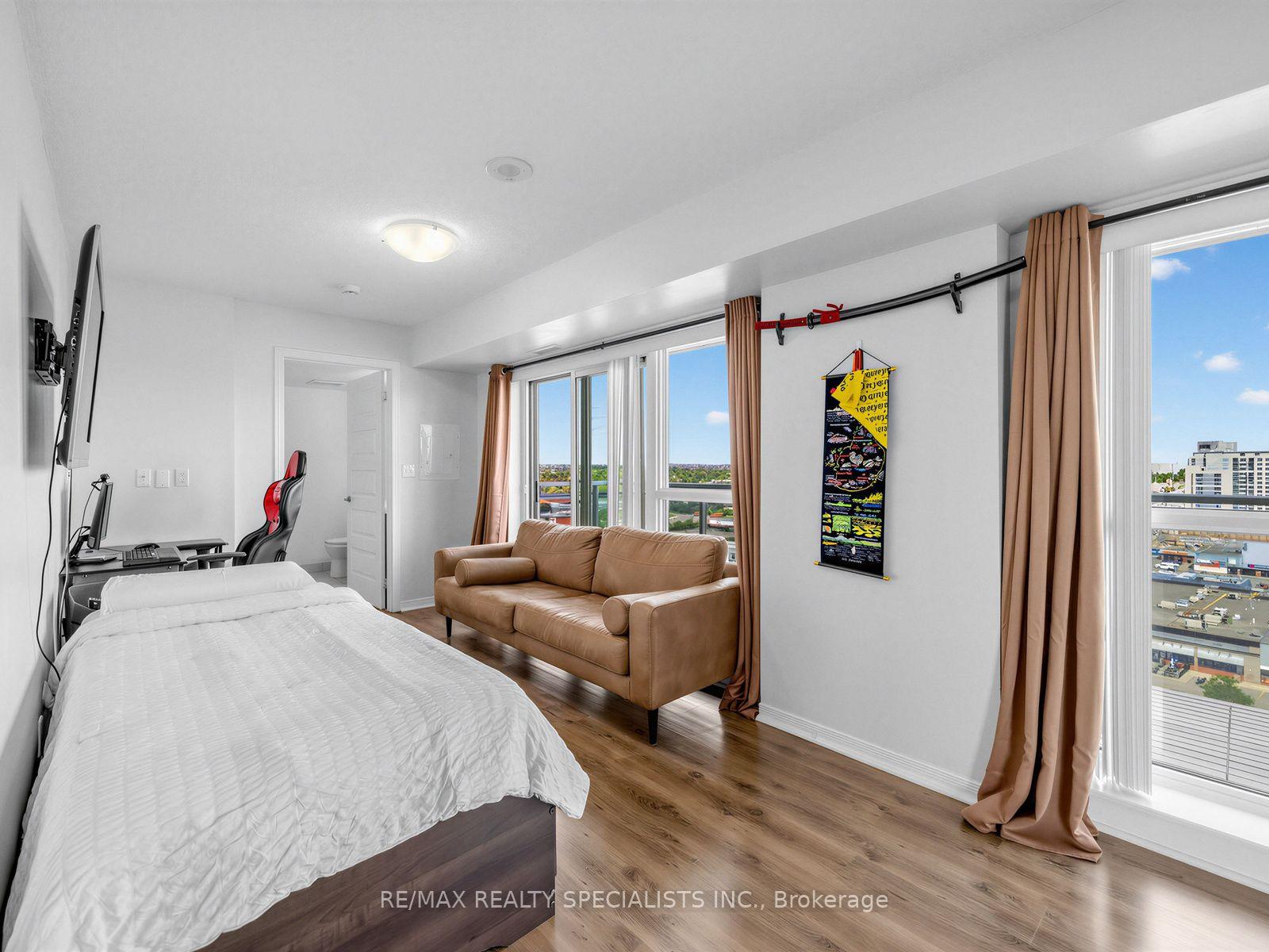 Photo 21 of Unit 1501, 215 Queen Street E, Brampton, Queen Street Corridor — HOMEH