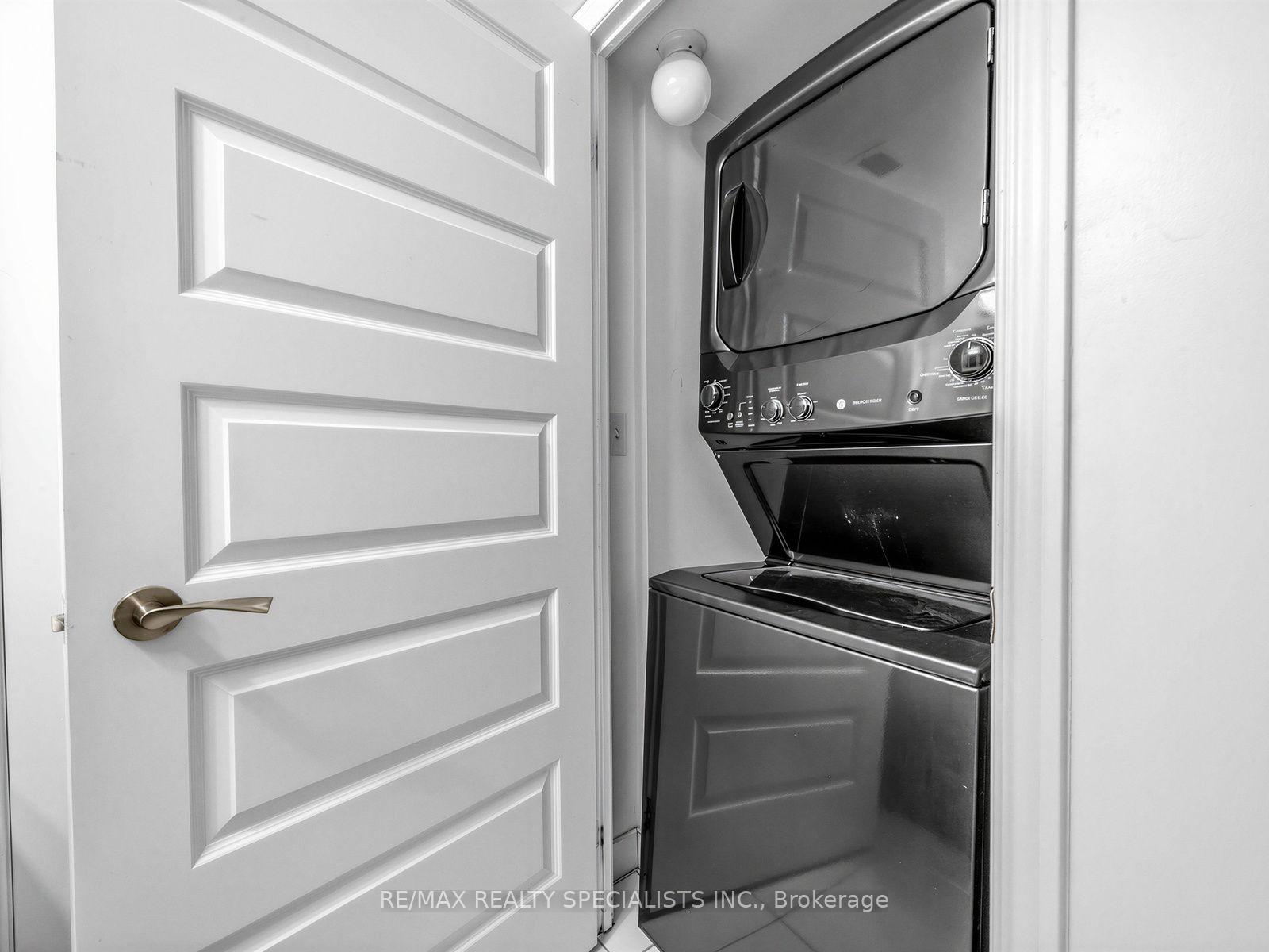 Photo 24 of Unit 1501, 215 Queen Street E, Brampton, Queen Street Corridor — HOMEH