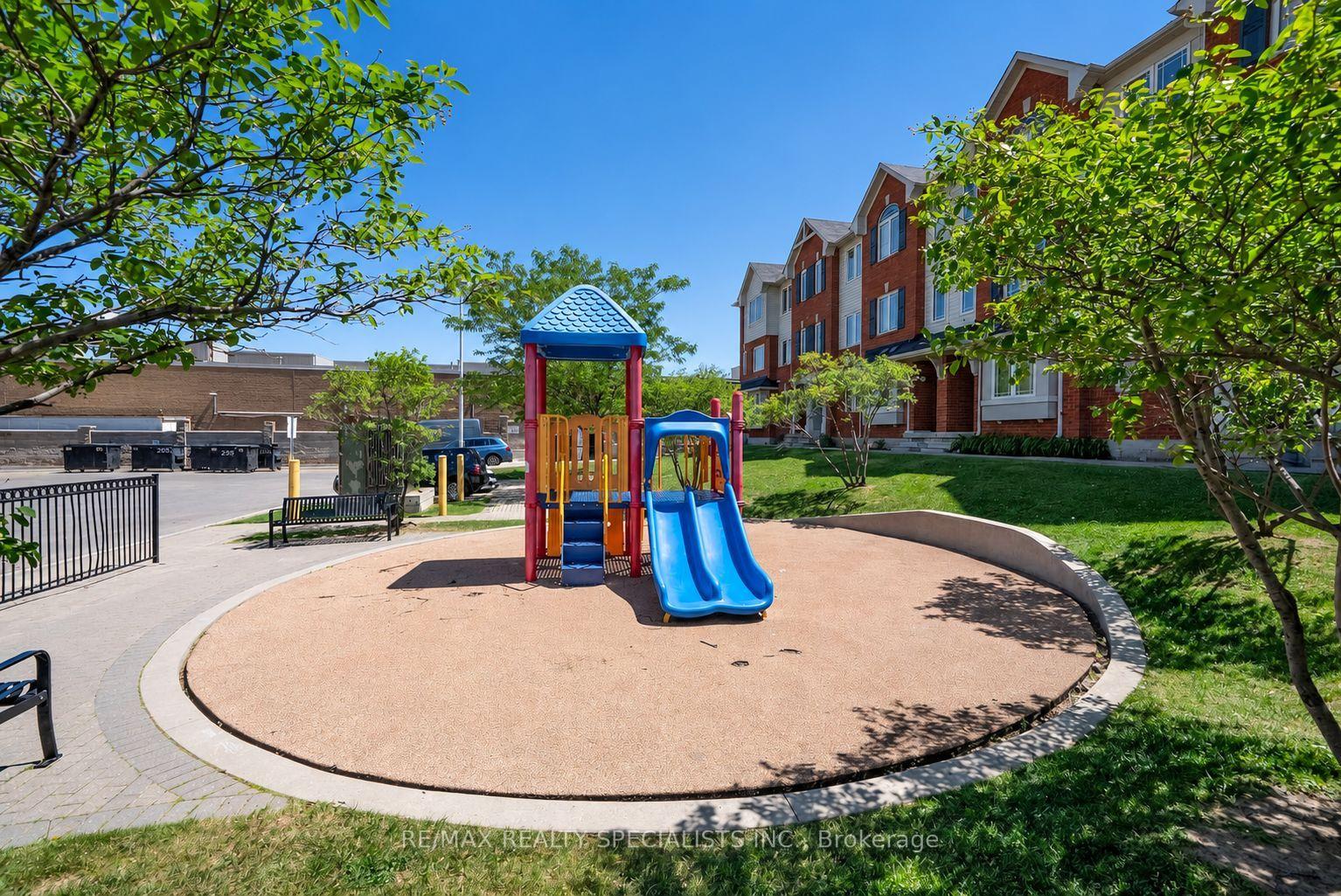Photo 34 of Unit 1501, 215 Queen Street E, Brampton, Queen Street Corridor — HOMEH