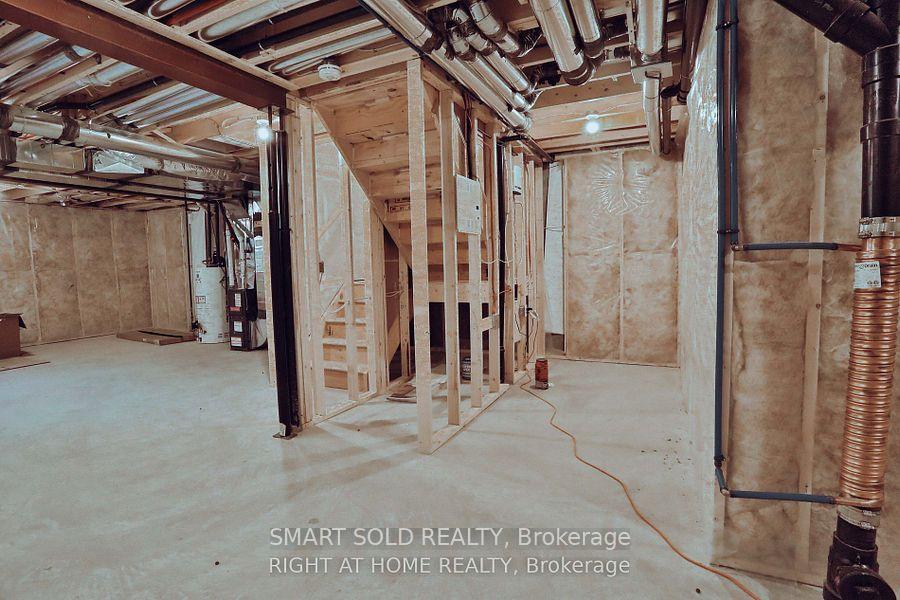 Photo 18 of 1634 Tenley Drive, Kingston, City Northwest — HOMEH