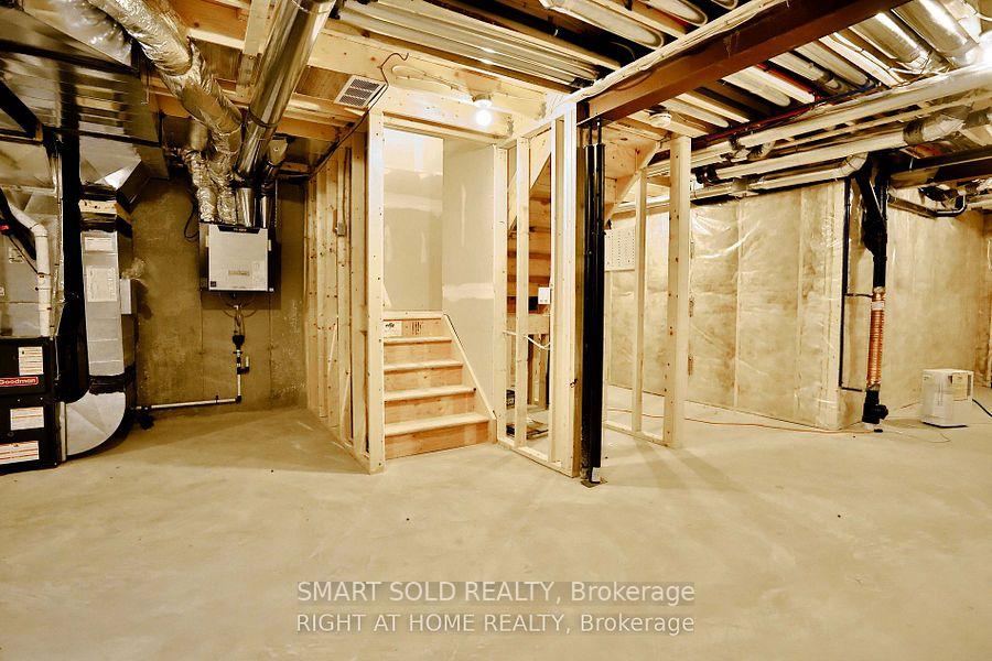 Photo 19 of 1634 Tenley Drive, Kingston, City Northwest — HOMEH