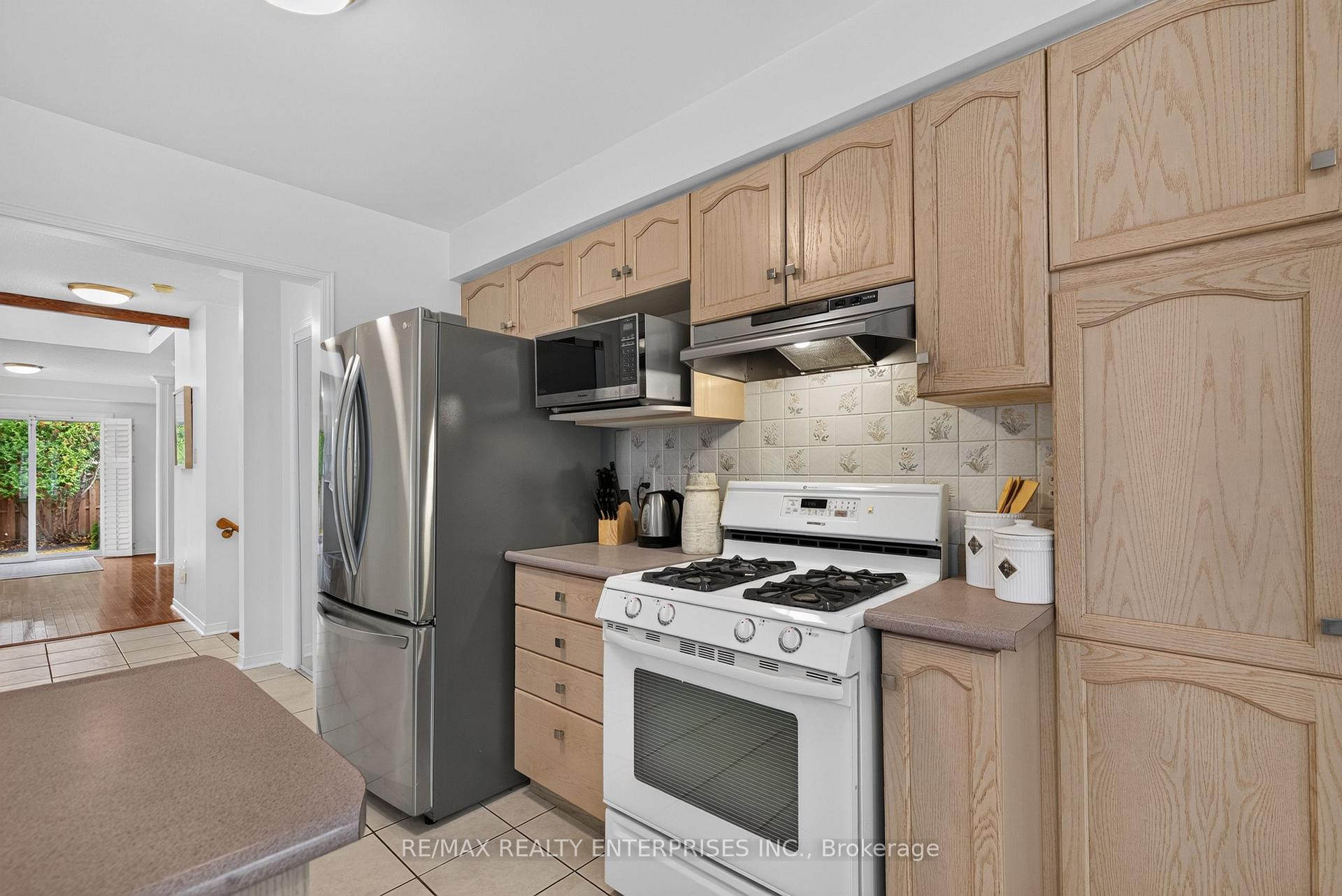 Photo 6 of 5555 Linwell Place, Mississauga, Churchill Meadows — HOMEH