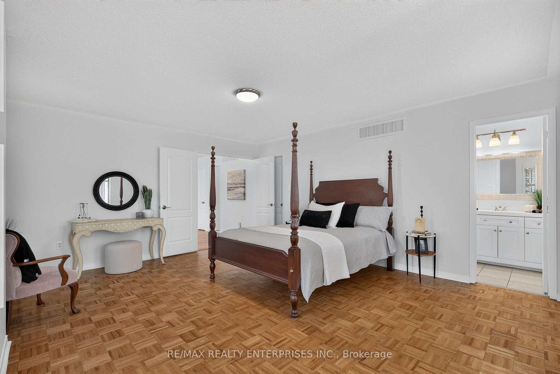 Photo 22 of 5555 Linwell Place, Mississauga, Churchill Meadows — HOMEH