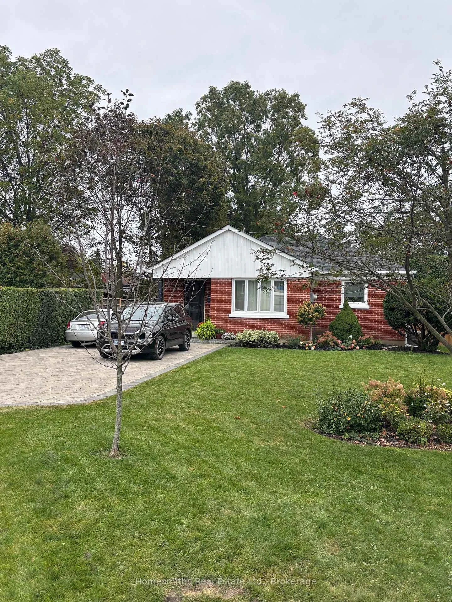 Photo 3 of 1 Edsall Avenue, Clarington, Bowmanville — HOMEH