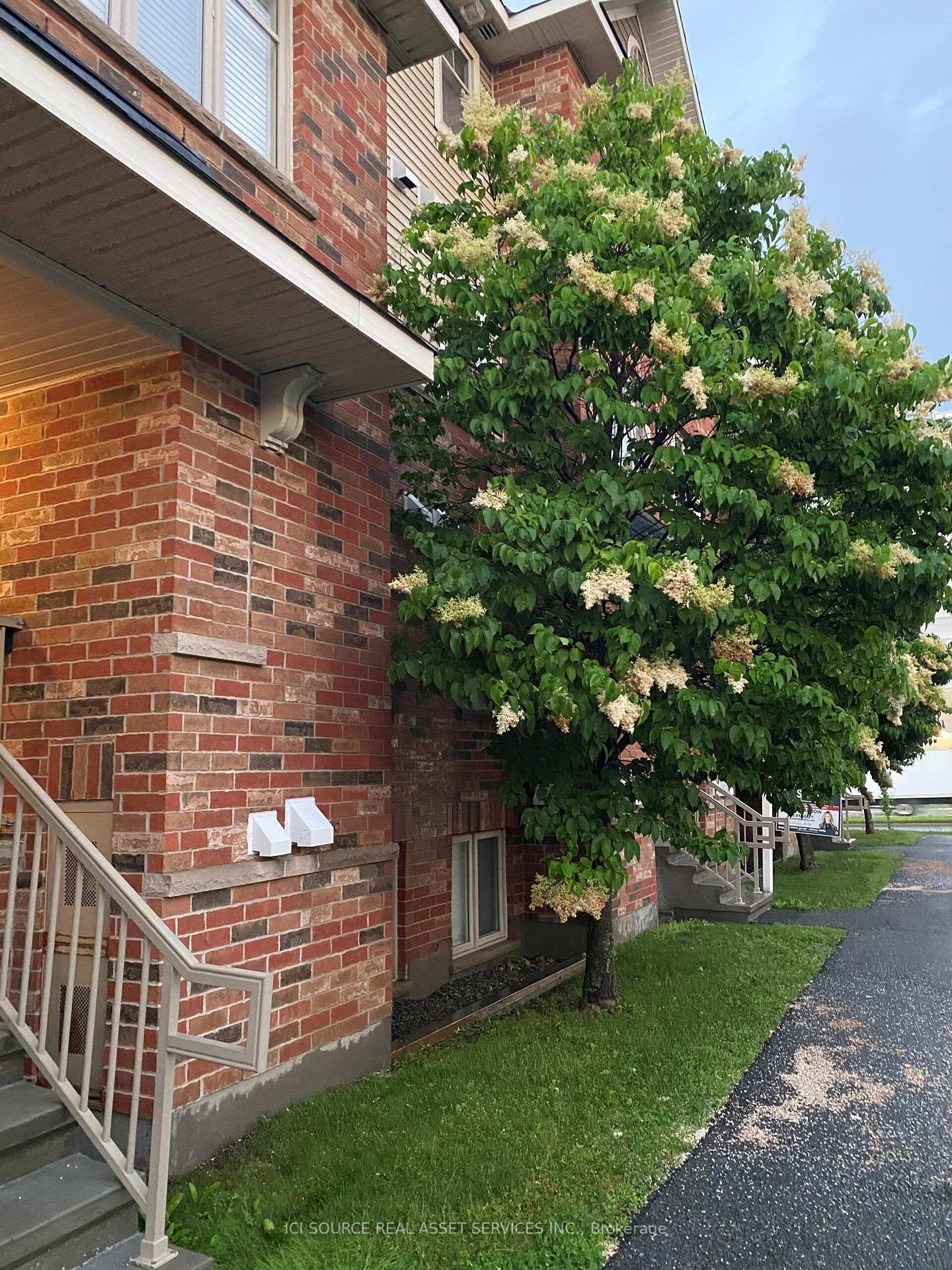 Photo 2 of 151 Keltie Private, Ottawa, Barrhaven - Longfields — HOMEH
