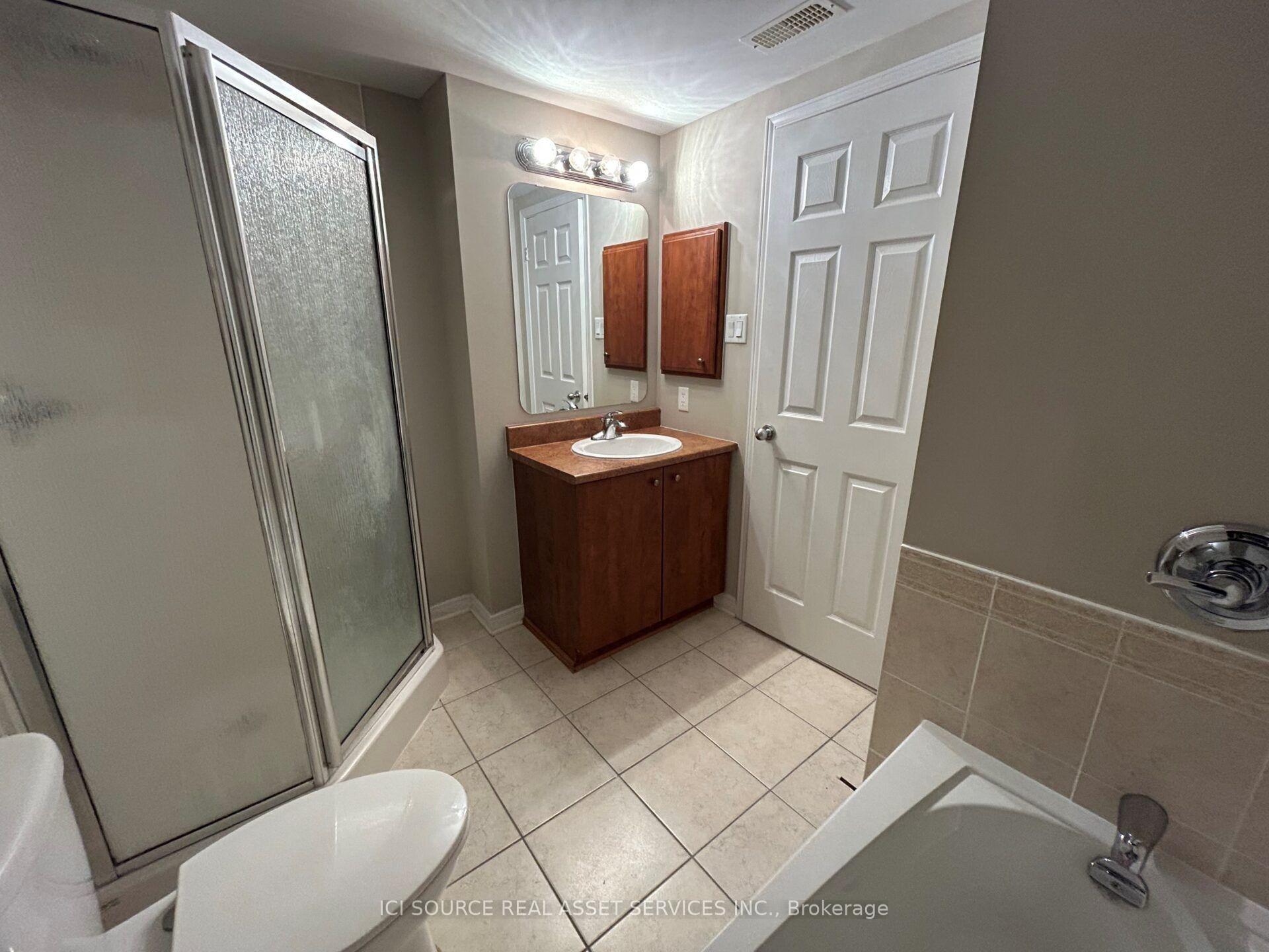 Photo 11 of 151 Keltie Private, Ottawa, Barrhaven - Longfields — HOMEH